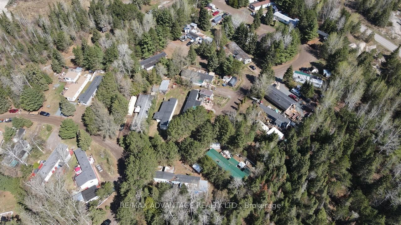 1594 Lakeshore Drive photo 23