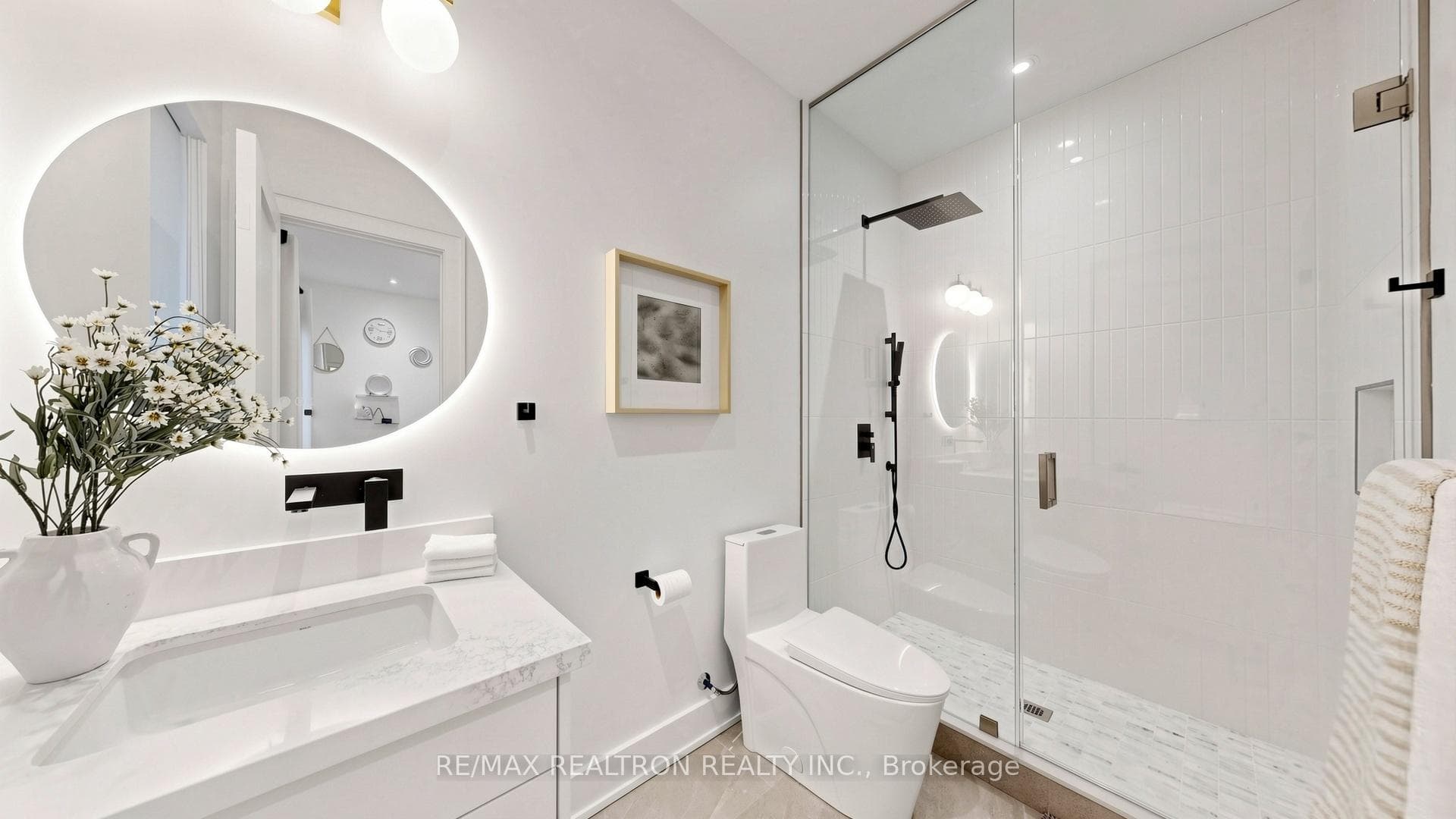 116 Laurentide Drive photo 35