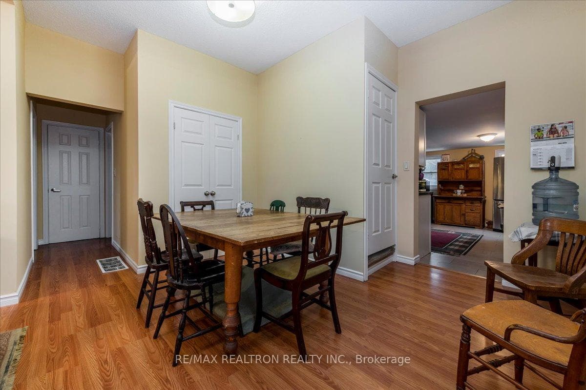86 John Street photo 6
