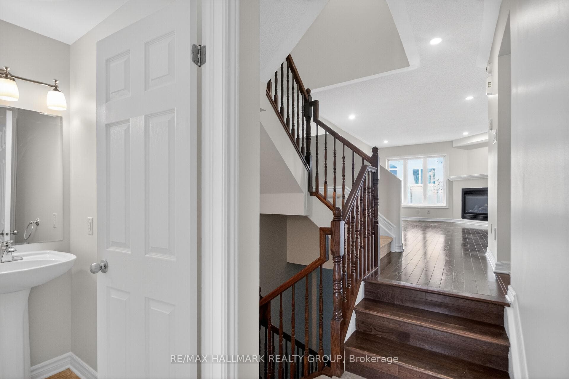 740 Paul Metivier Drive photo 3