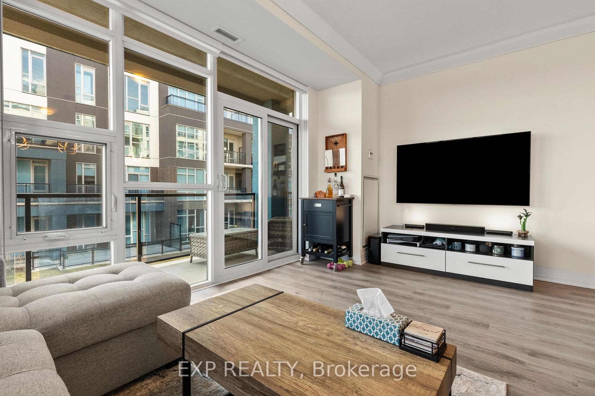 10 Concord Place Unit 209 photo 19