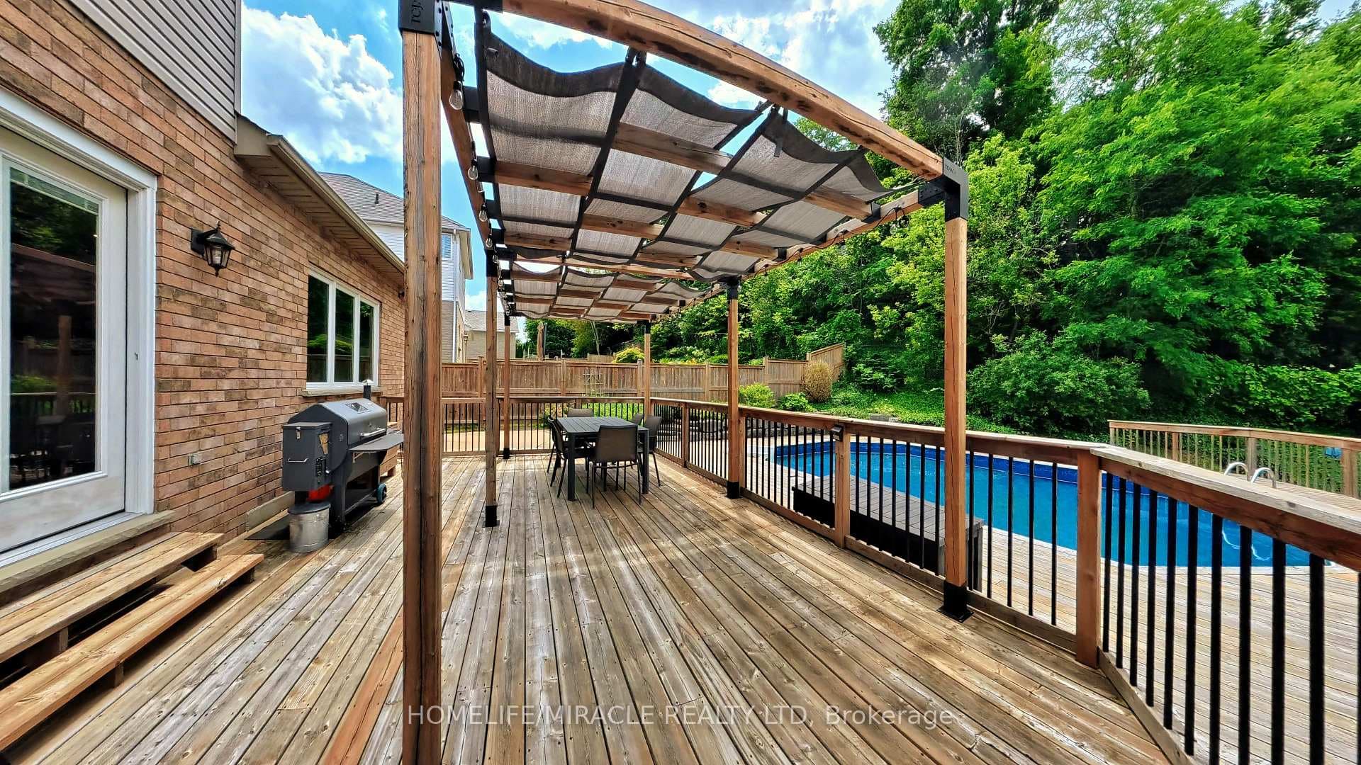 40 Mccormick Drive photo 49