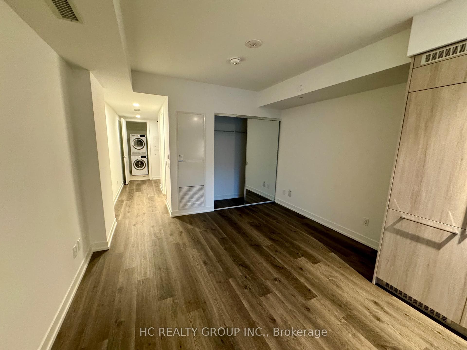 771 Yonge Street Unit 511 photo 7