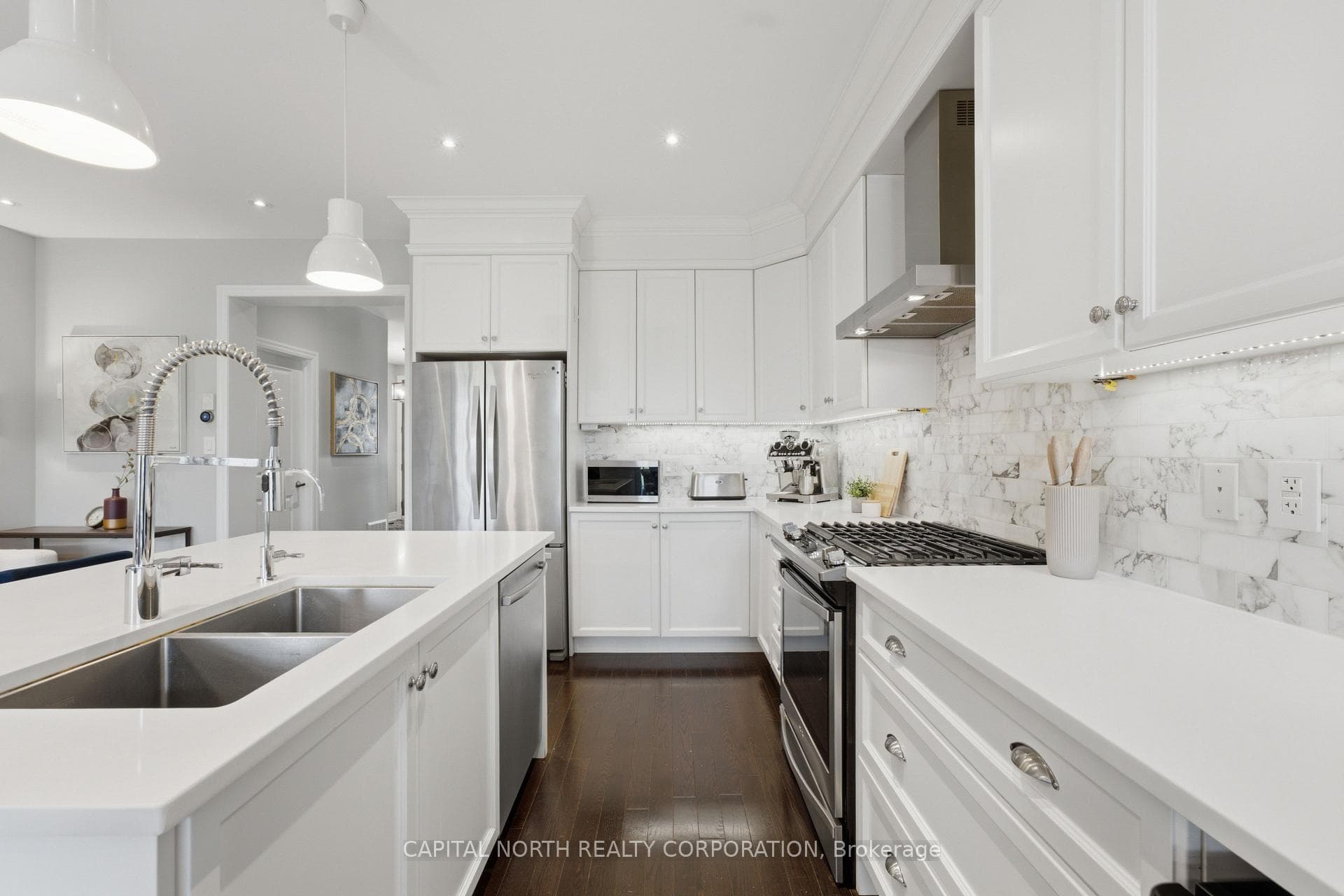 18 Alex Campbell Crescent photo 7