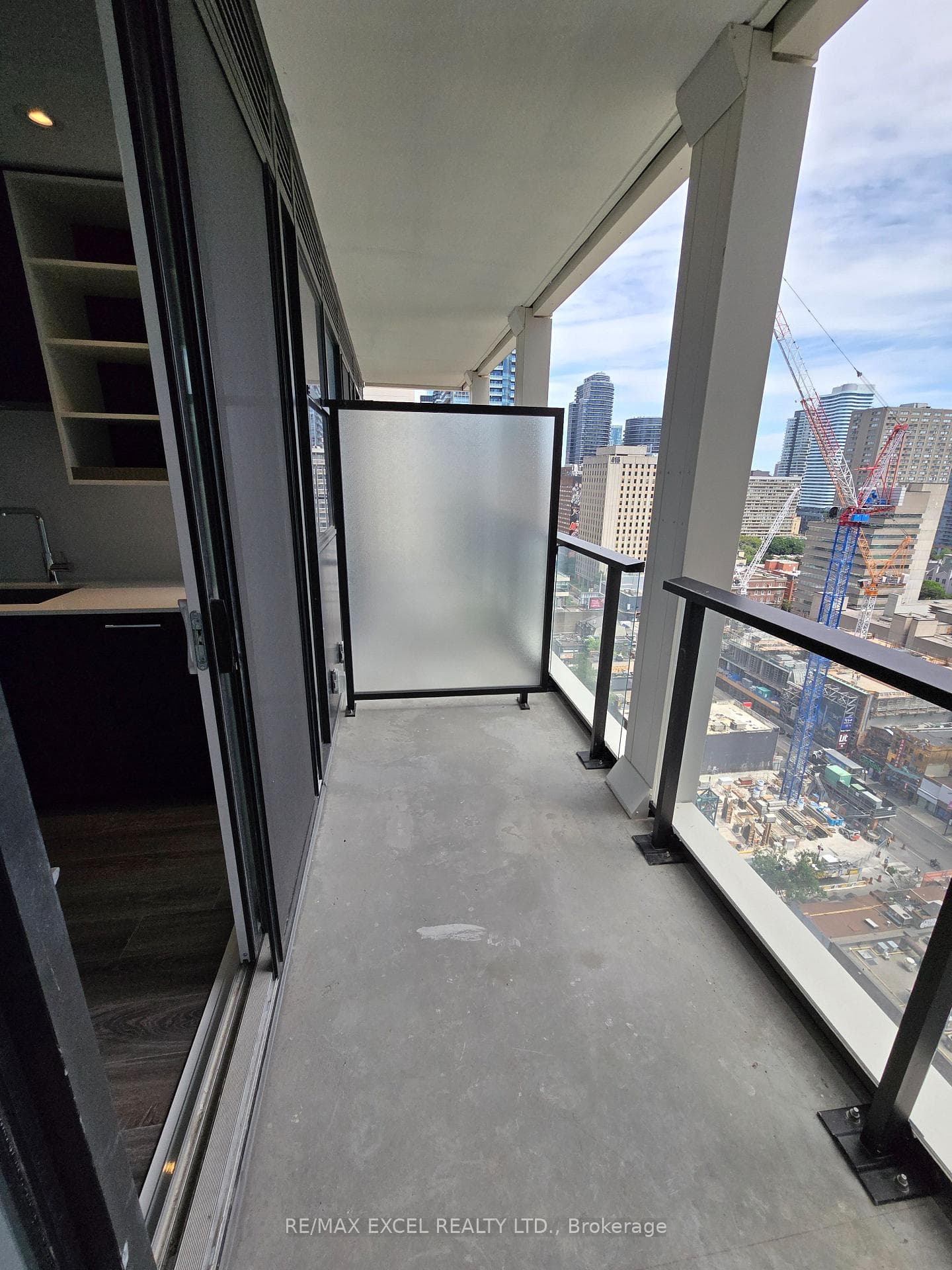 20 Edward Street Unit 1817 photo 10