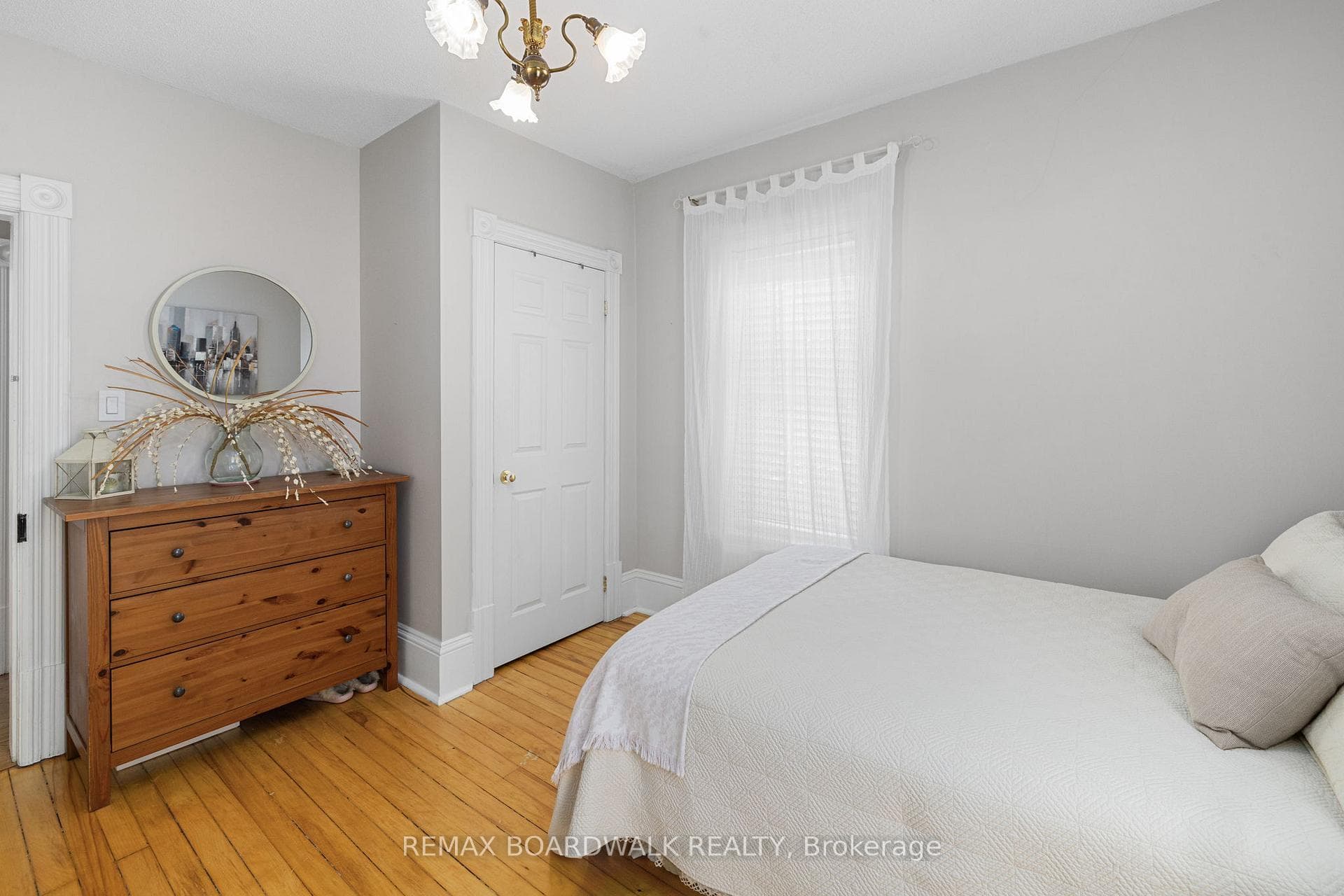 103 Lake Avenue photo 31