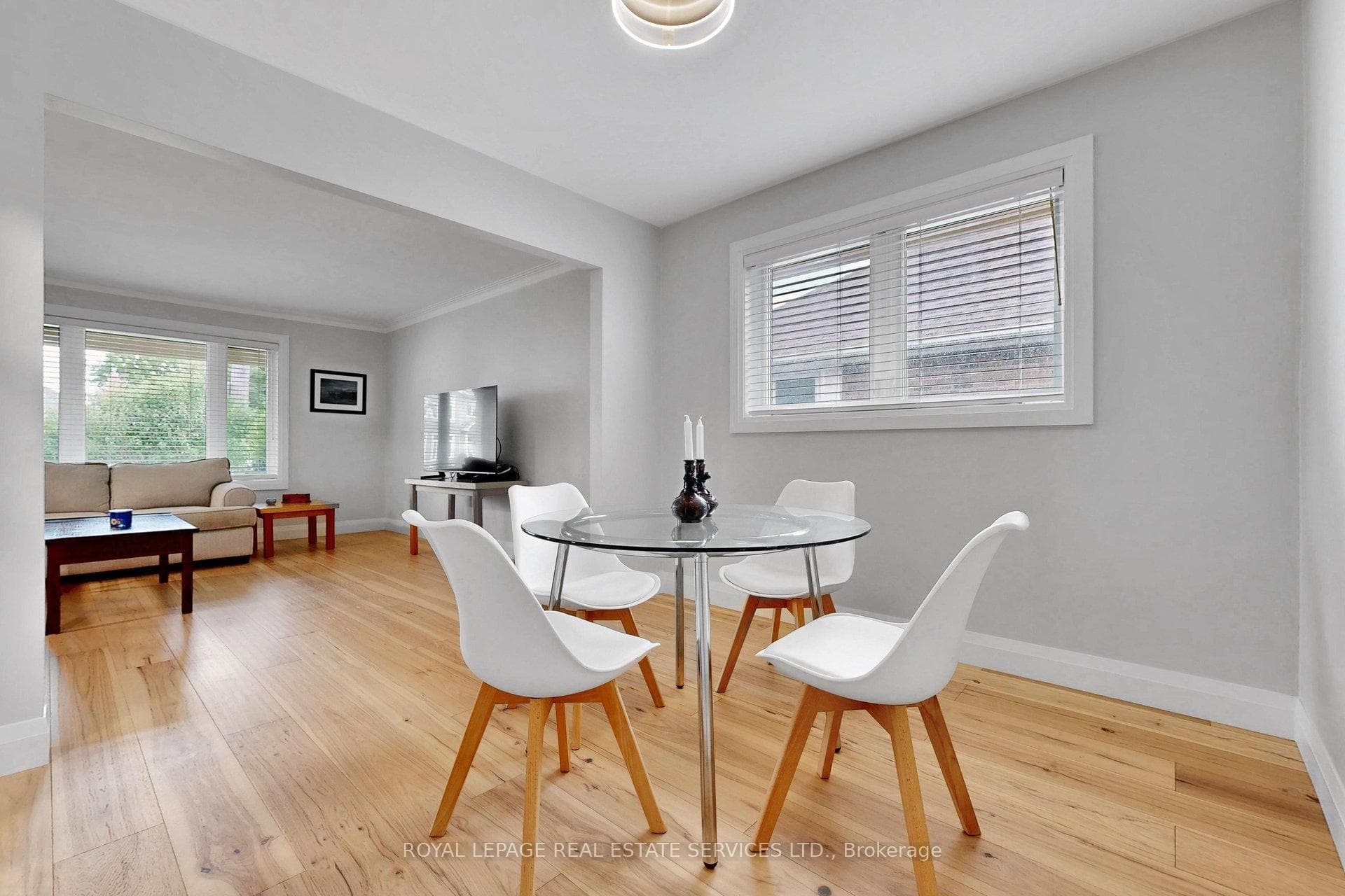 6 Parkchester Road photo 10