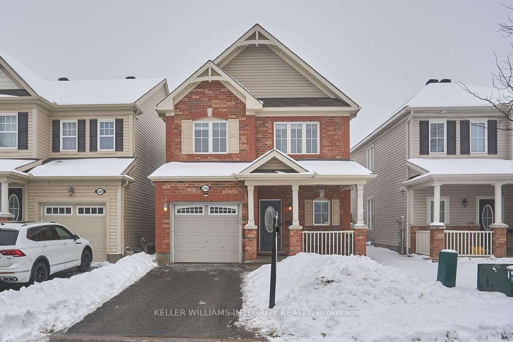 526 Khamsin Street photo 1