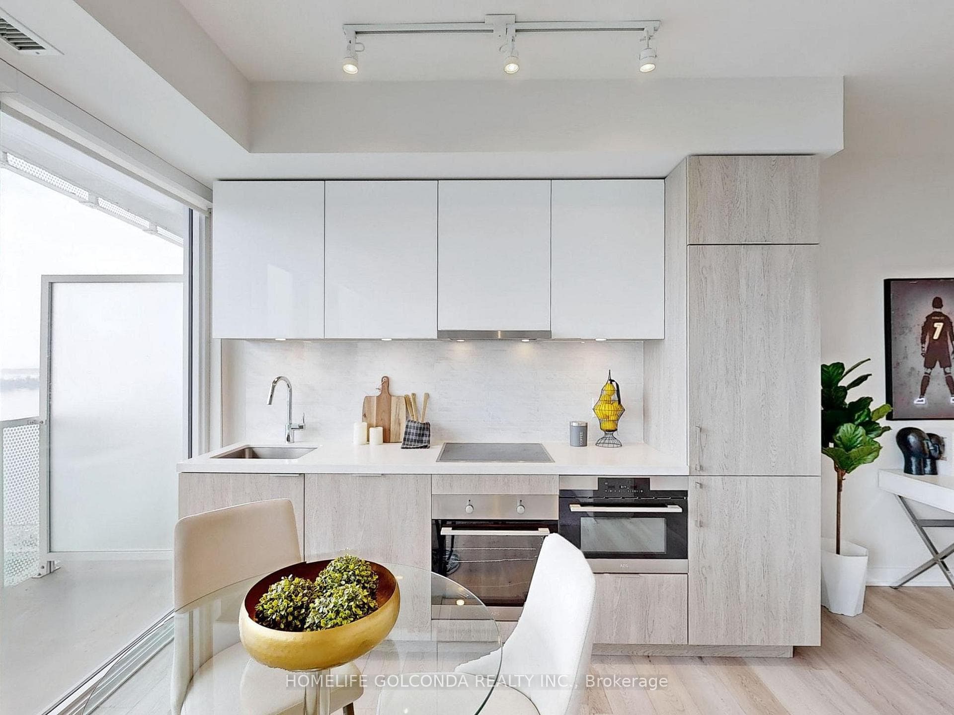 15 Queens Quay Unit 2509 photo 10