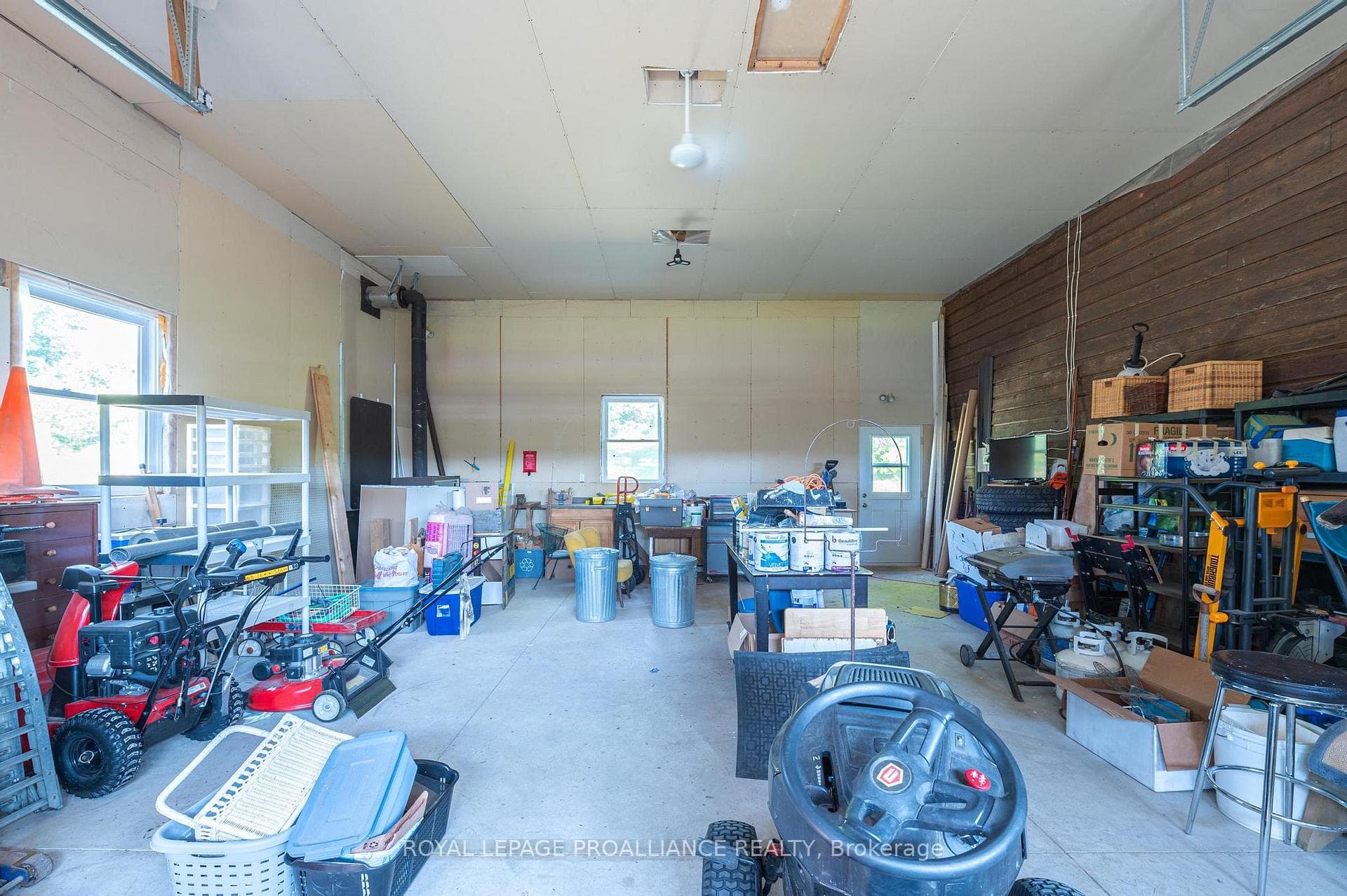 30ft x 25ft Garage with 14ft Ceiling & Woodstove