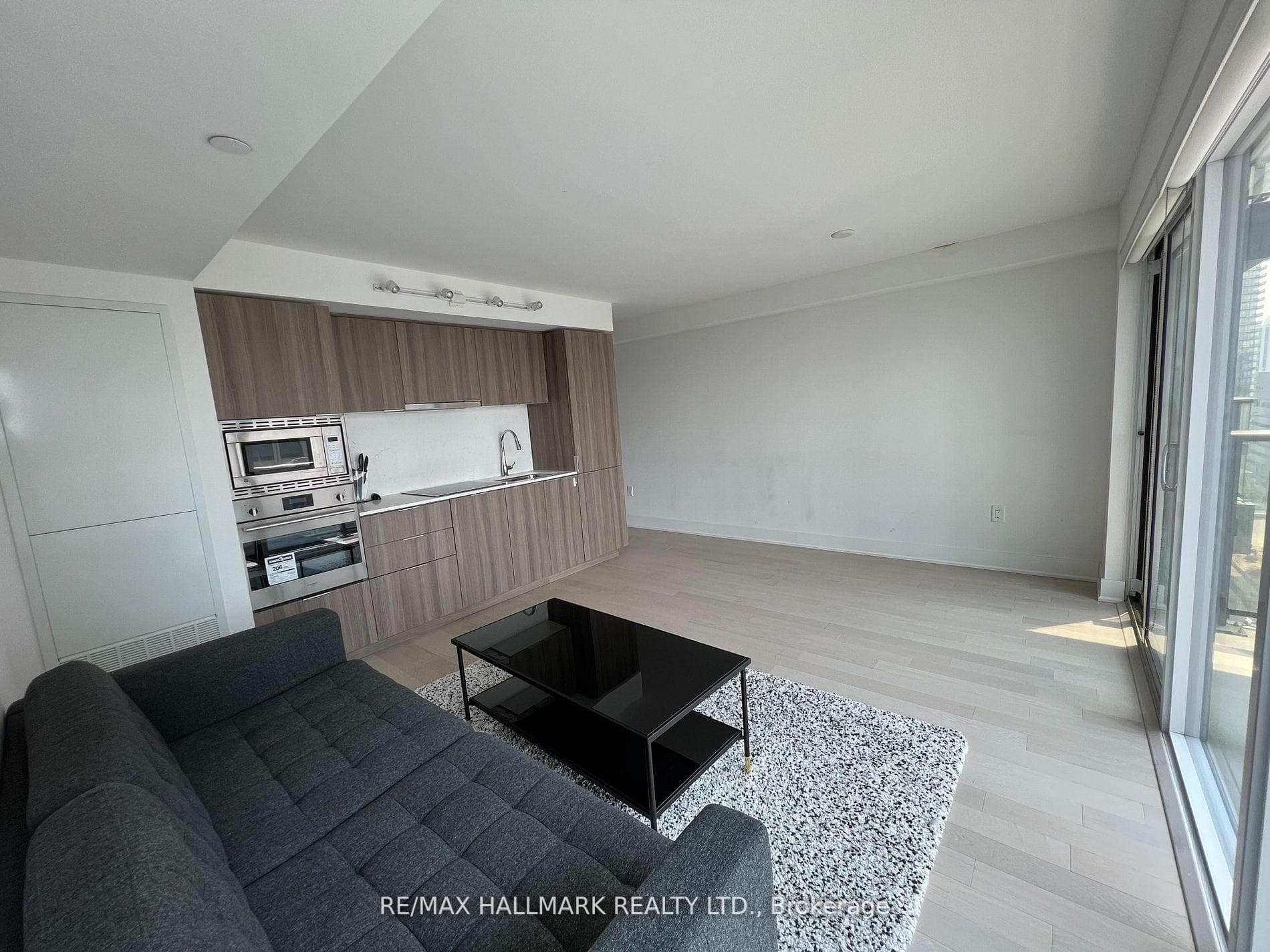 955 Bay Street Unit 1715 photo 8