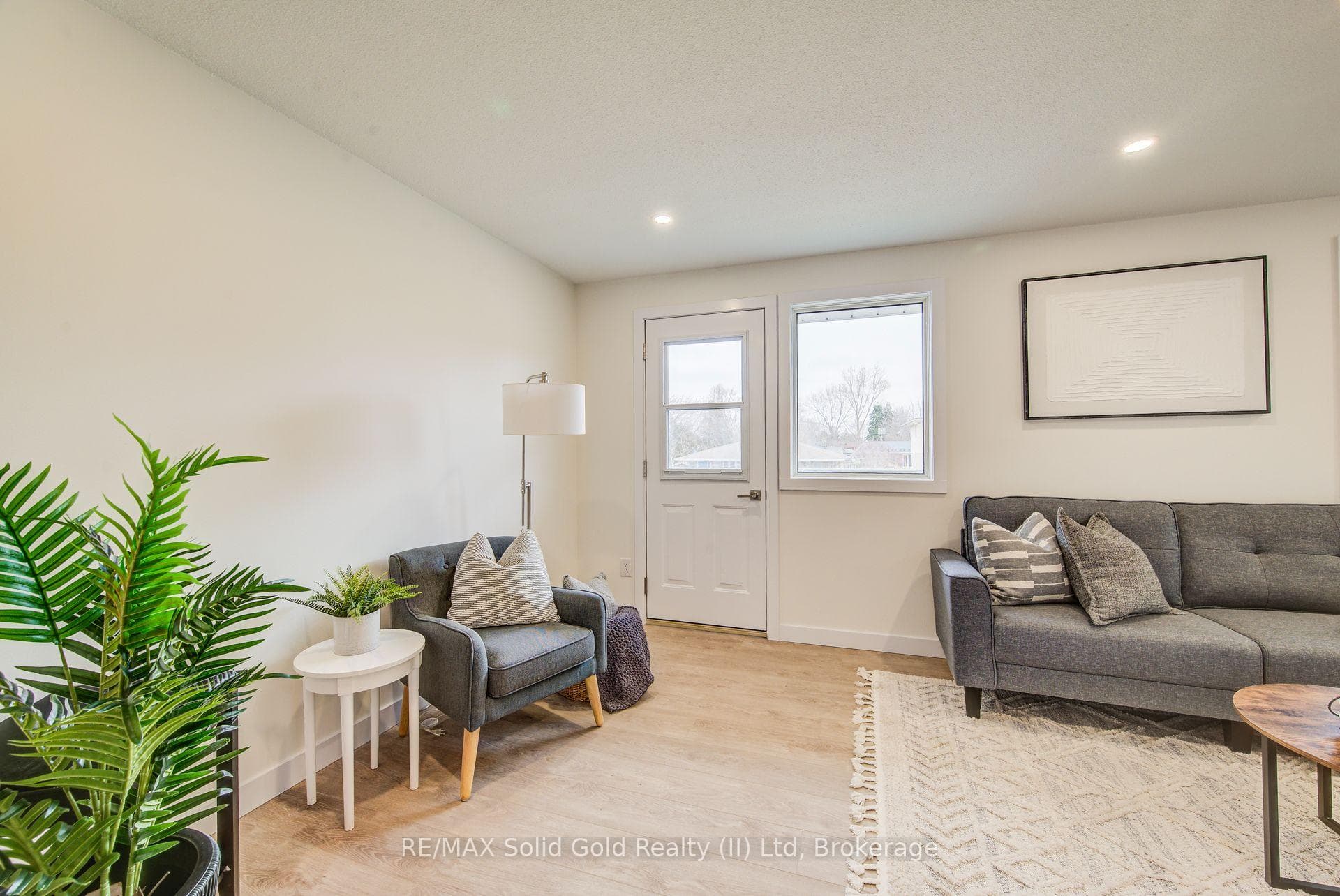 35 Breckenridge Drive Unit 64 photo 9