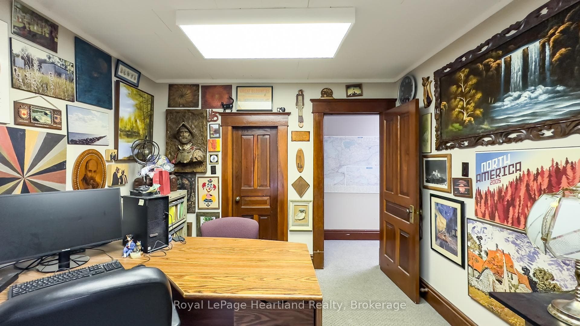 401 QUEEN Street photo 14
