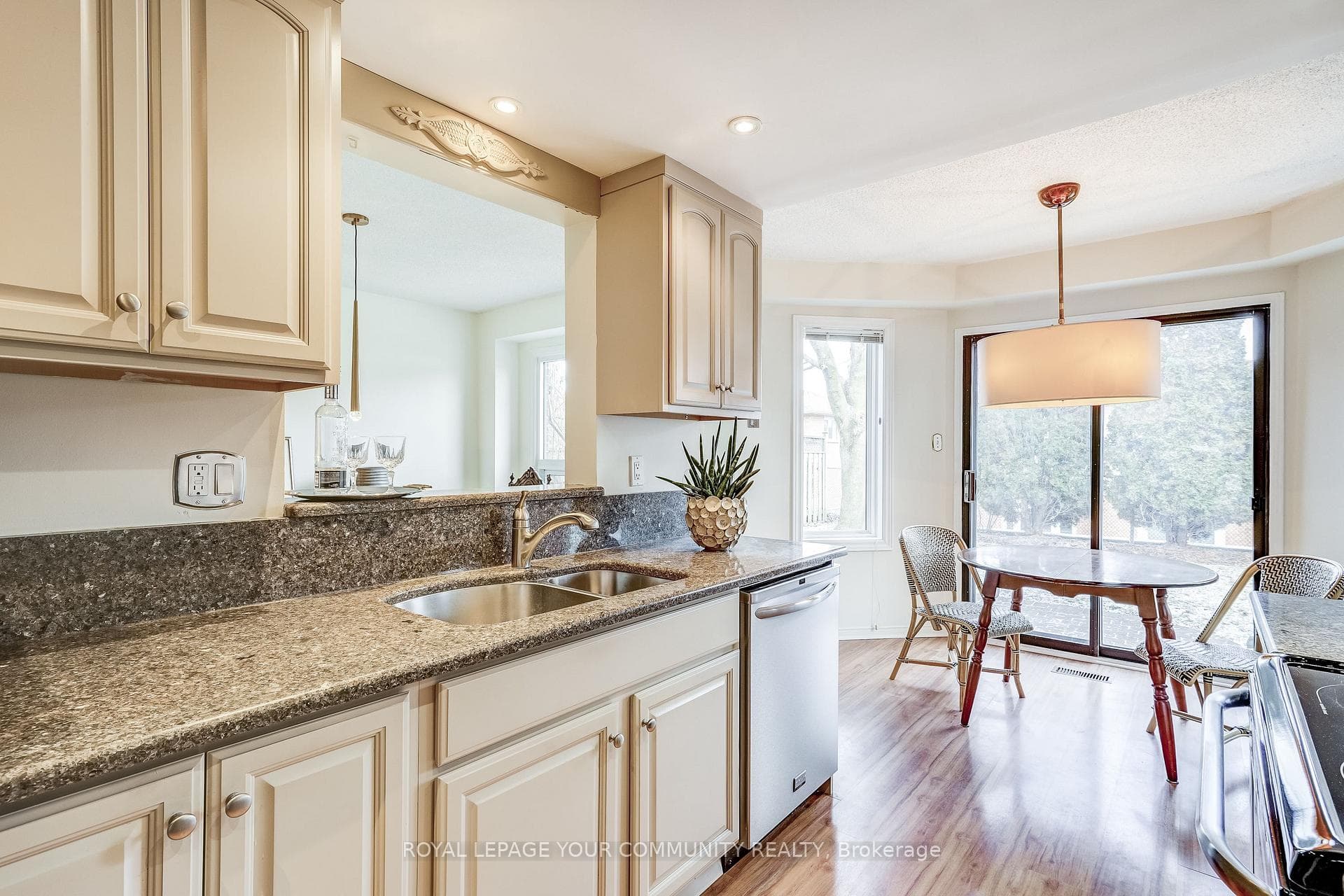 38 Hollingshead Drive photo 16
