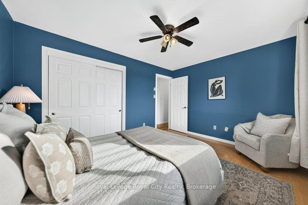 18 Springdale Boulevard photo 21