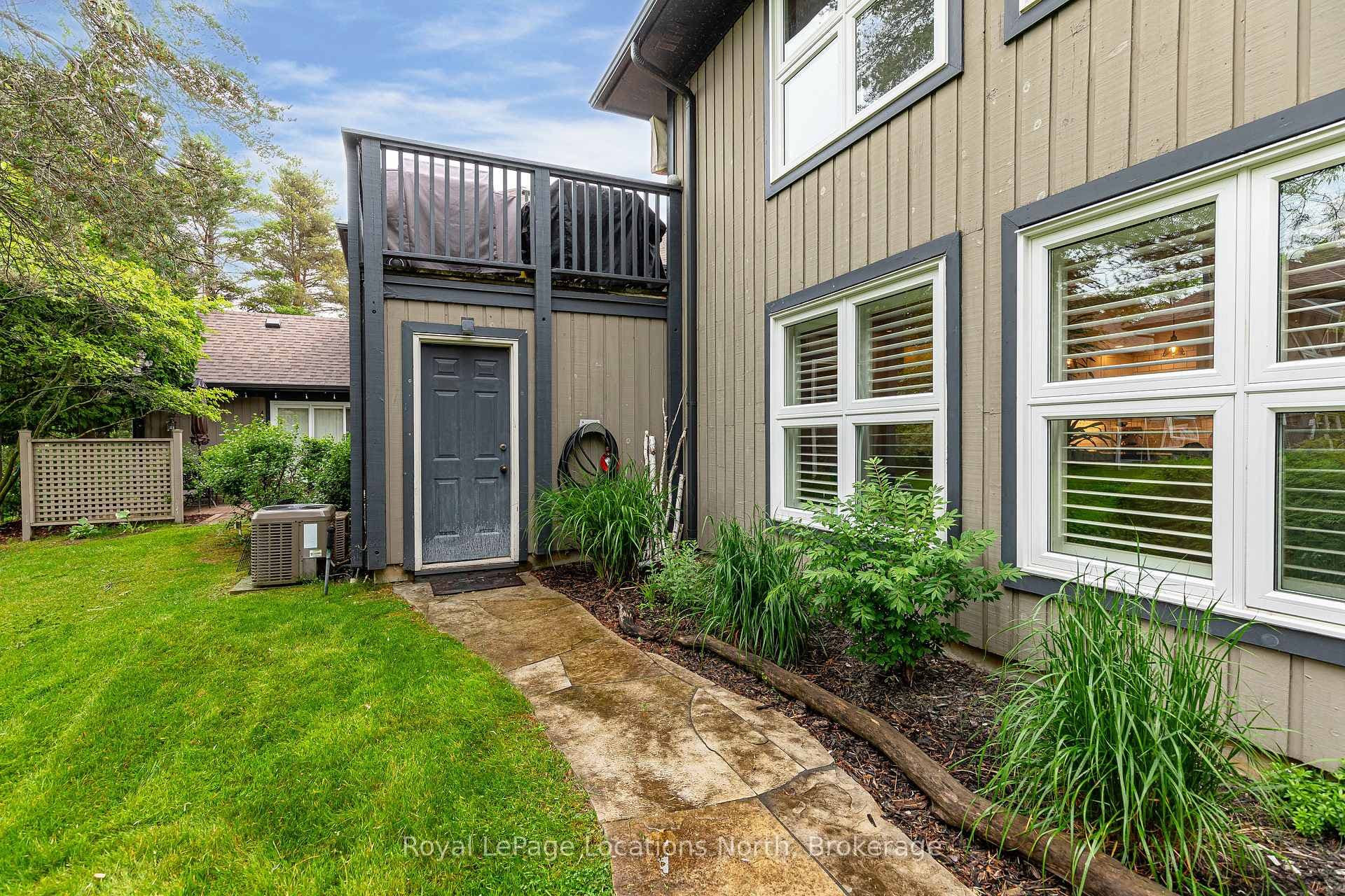 423 Mariners Way photo 4