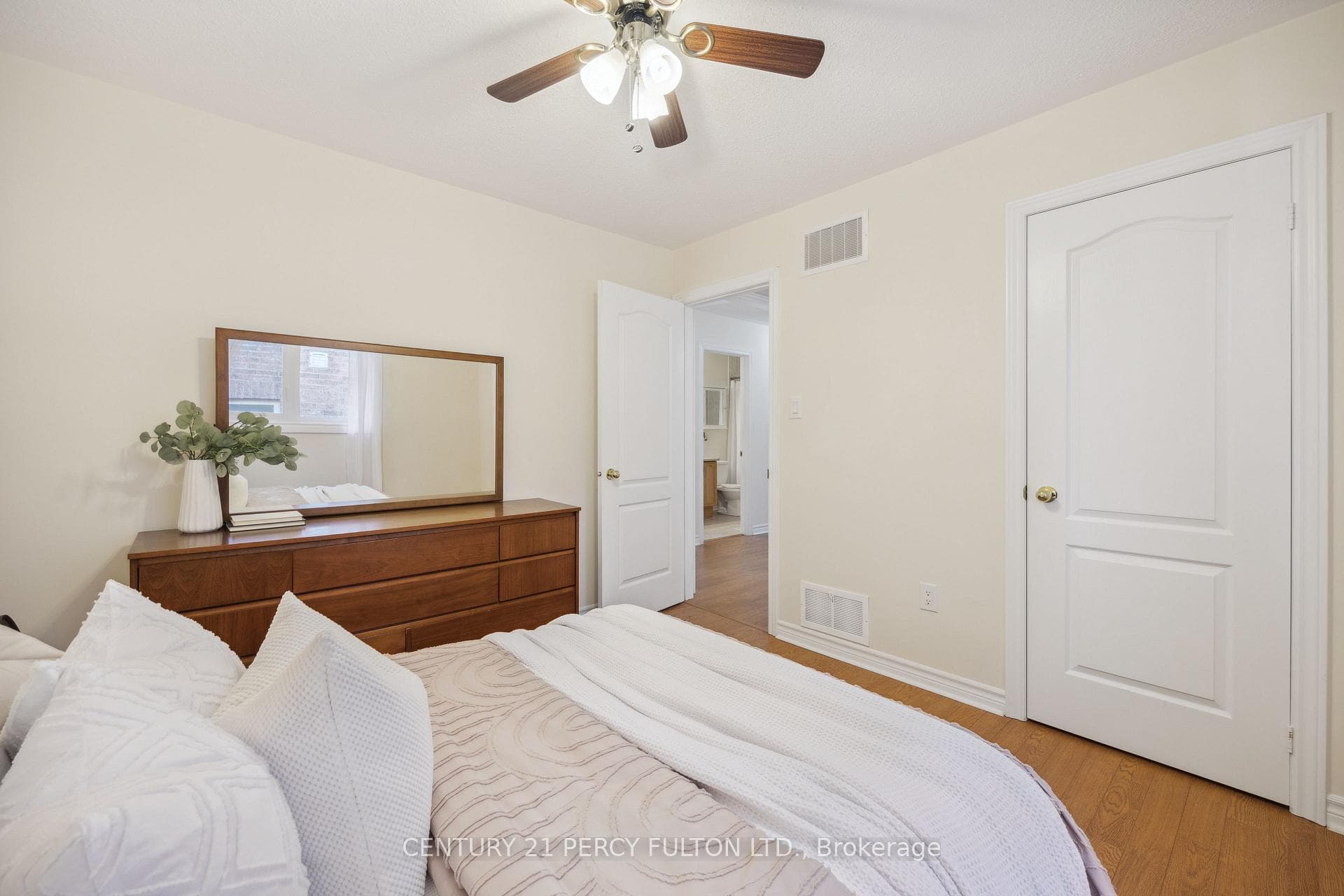 15 Harkness Drive photo 14