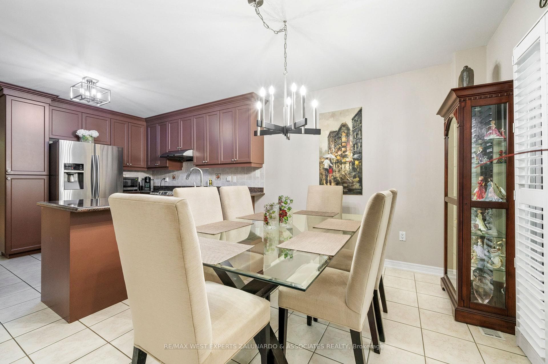 59 Forest Fountain Drive photo 11