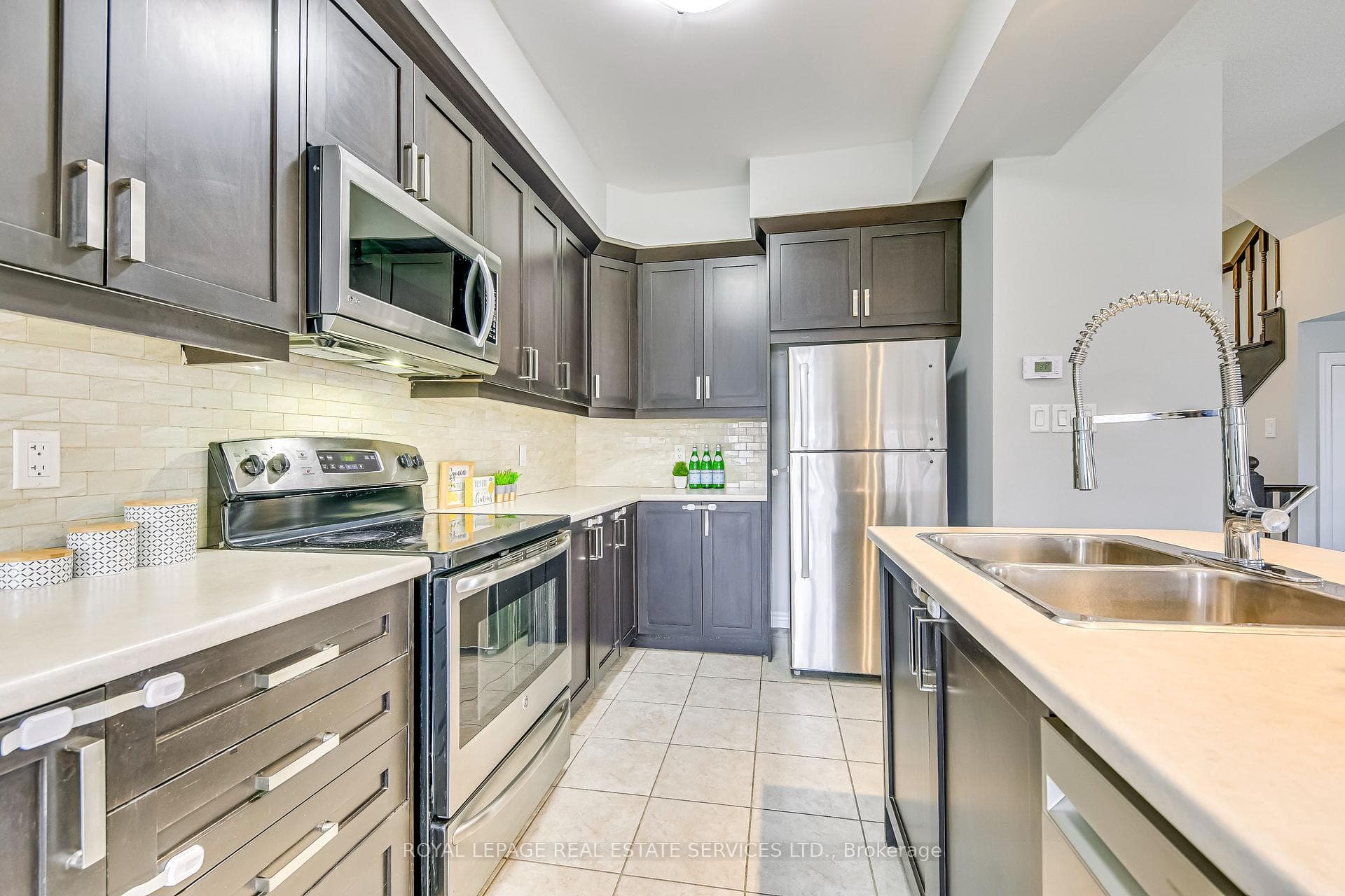 114 VINTON Road photo 11