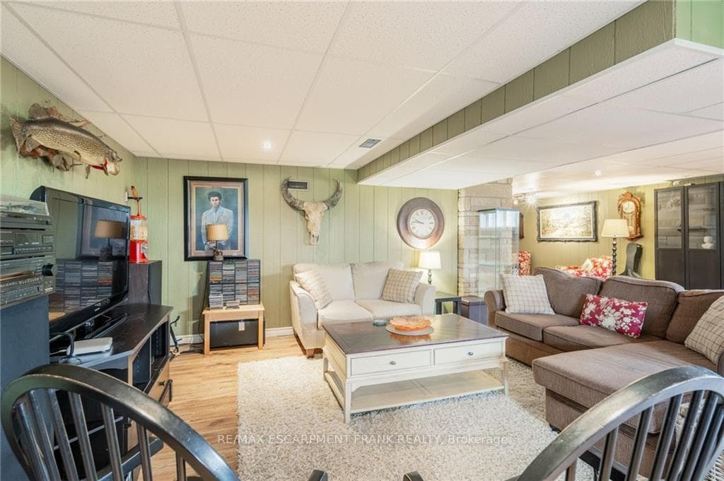 664 Ridge Road photo 30