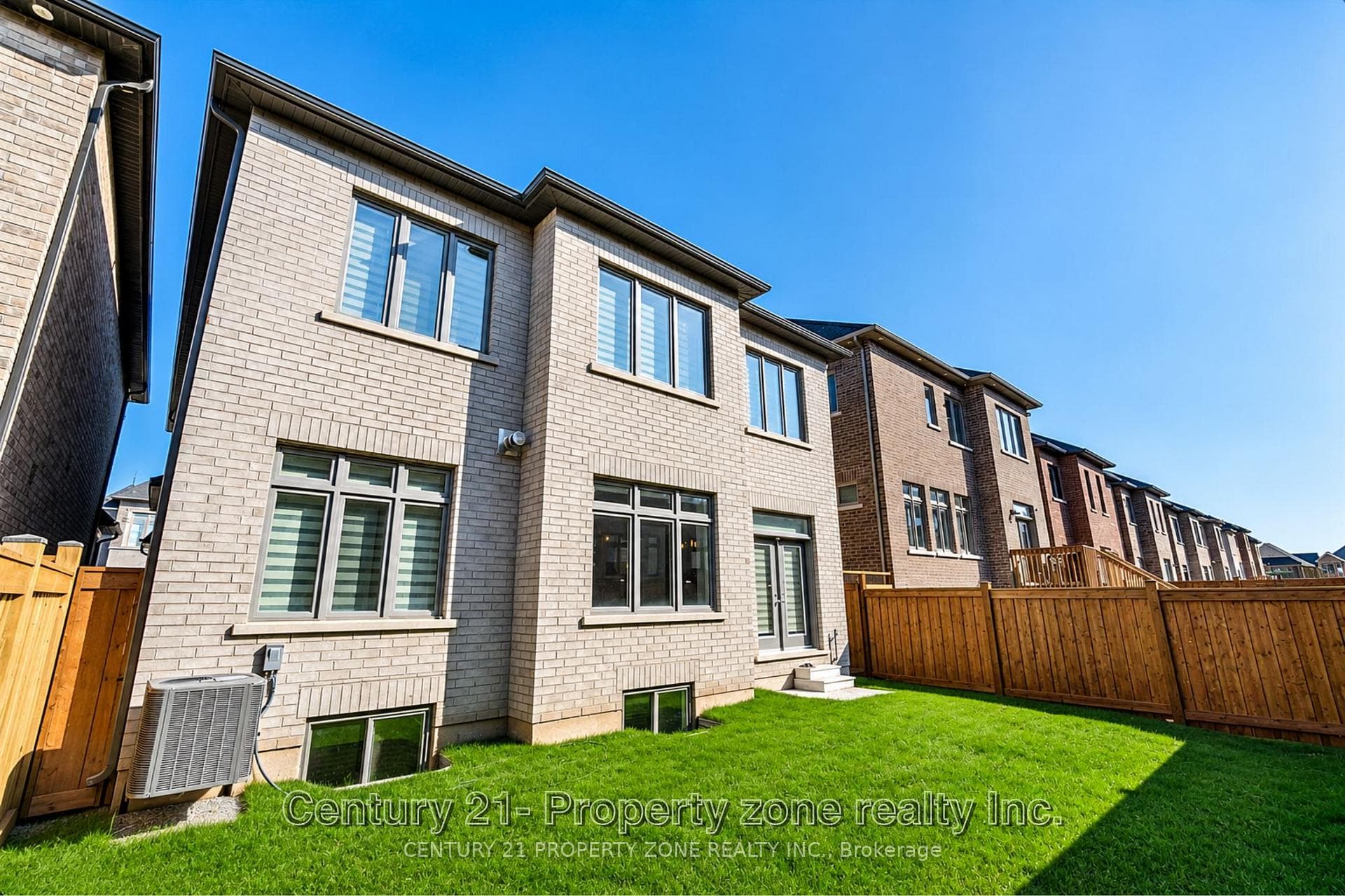 79 Mevira Gardens photo 34