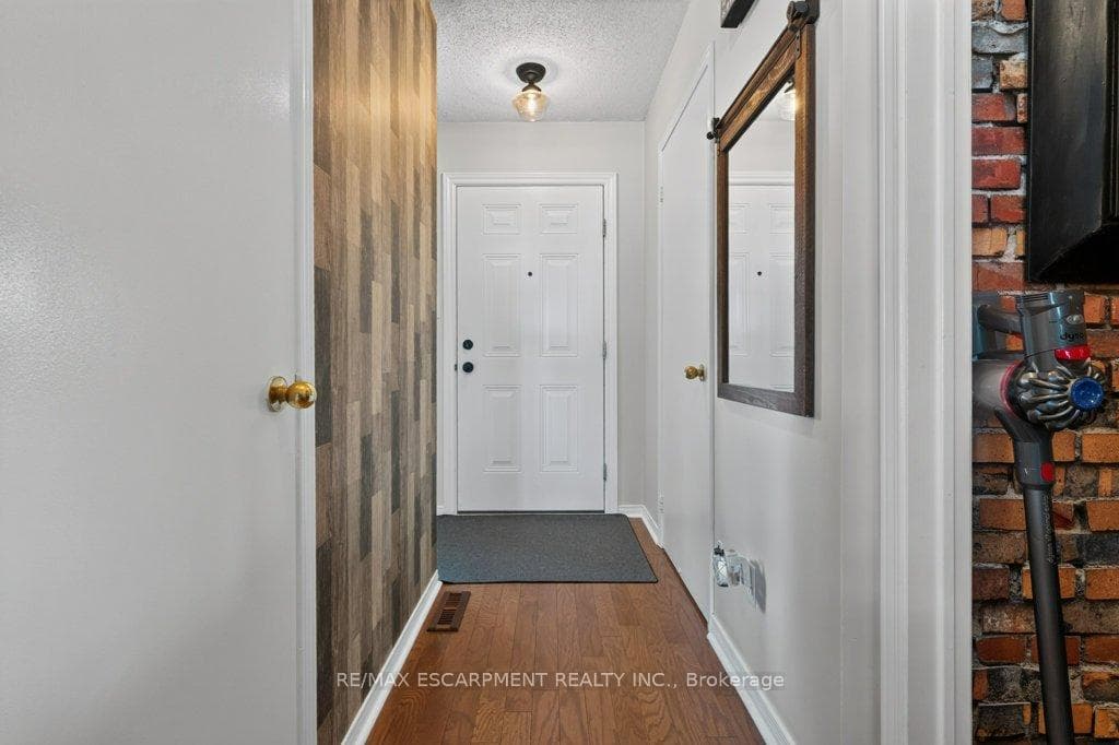 55 Kerman Avenue Unit 55 photo 9