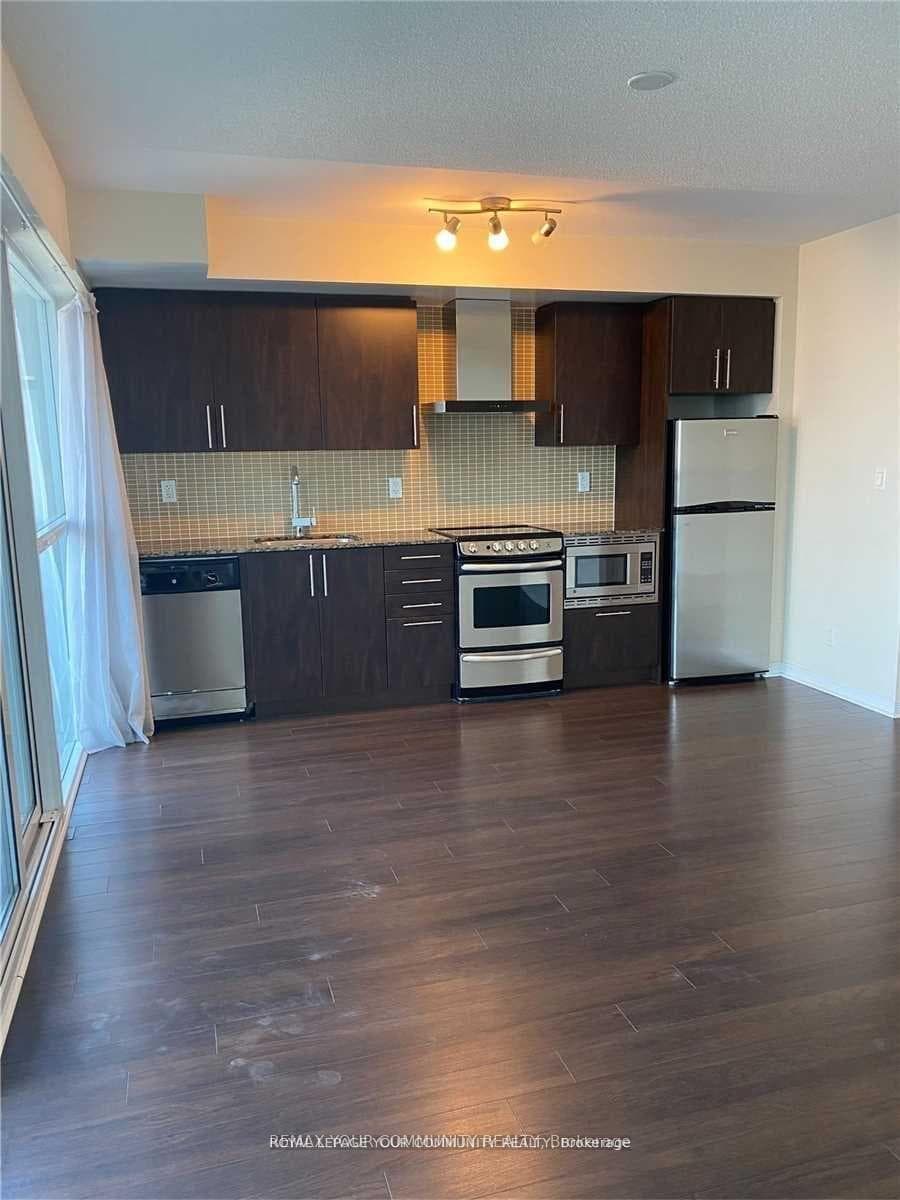 352 Front Street Unit 515 photo 2