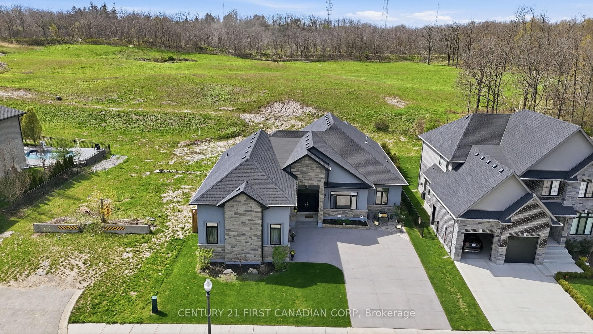 941 Longworth Road photo 45