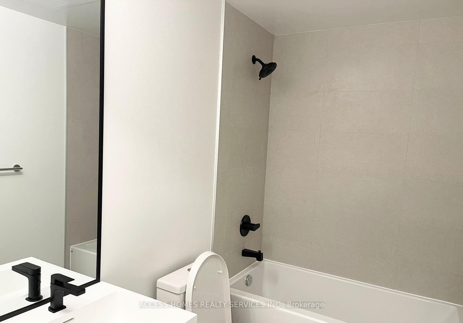 250 Lawrence Avenue Unit 414 photo 7
