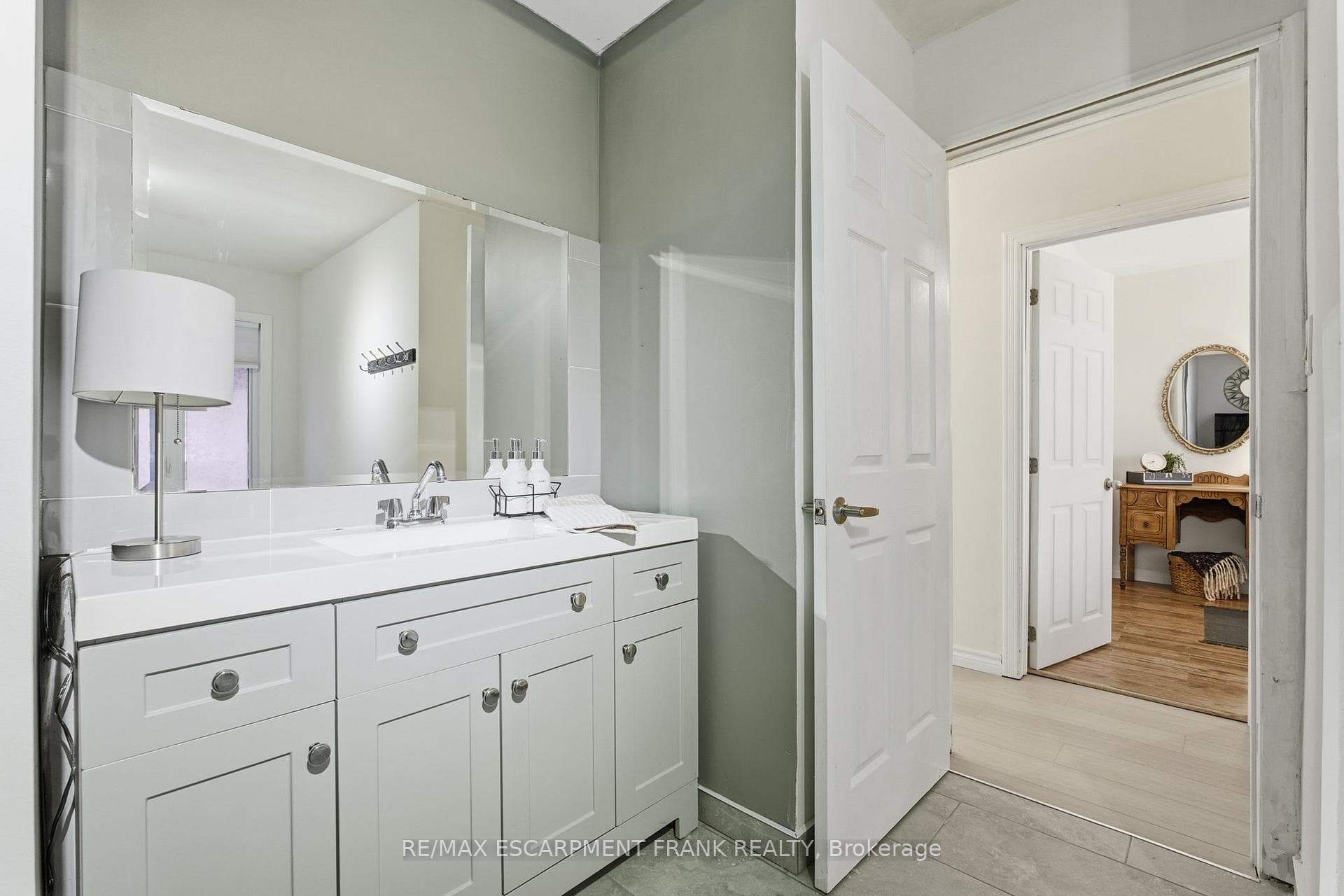 352 East 28th Street photo 27