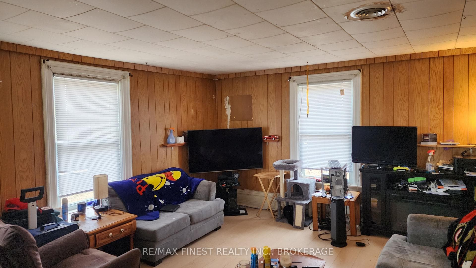 51 Bell Road photo 8
