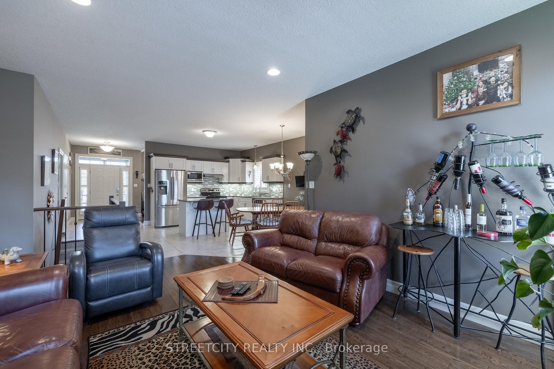 2080 Beaverbrook Avenue Unit 19 photo 13