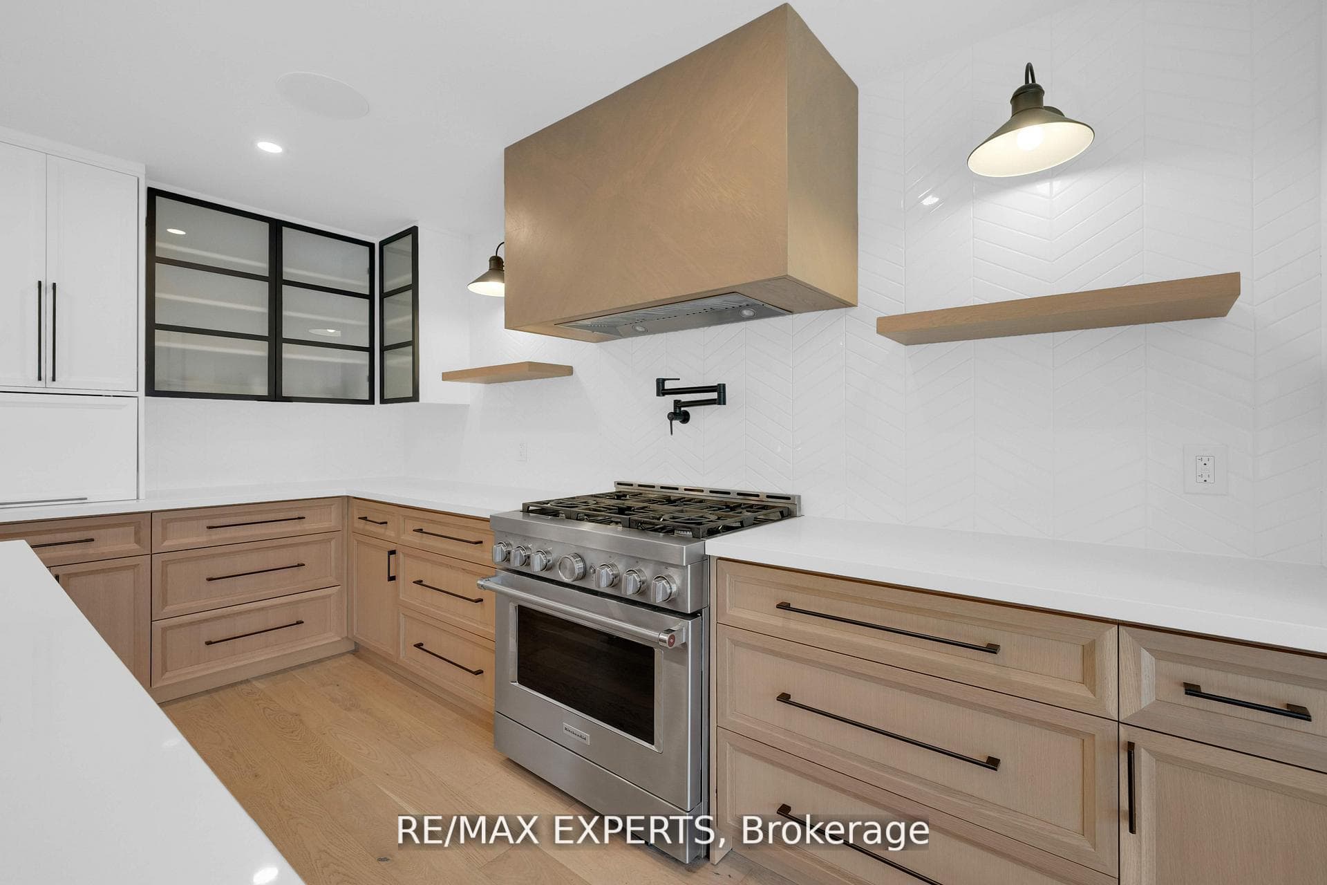 253 Spencer Avenue photo 14