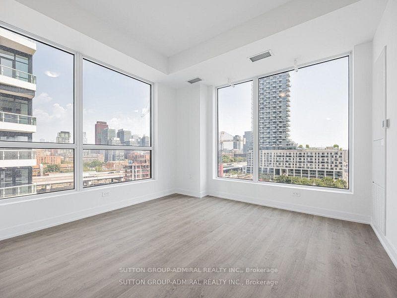 15 Richardson Street Unit 1017 photo 18
