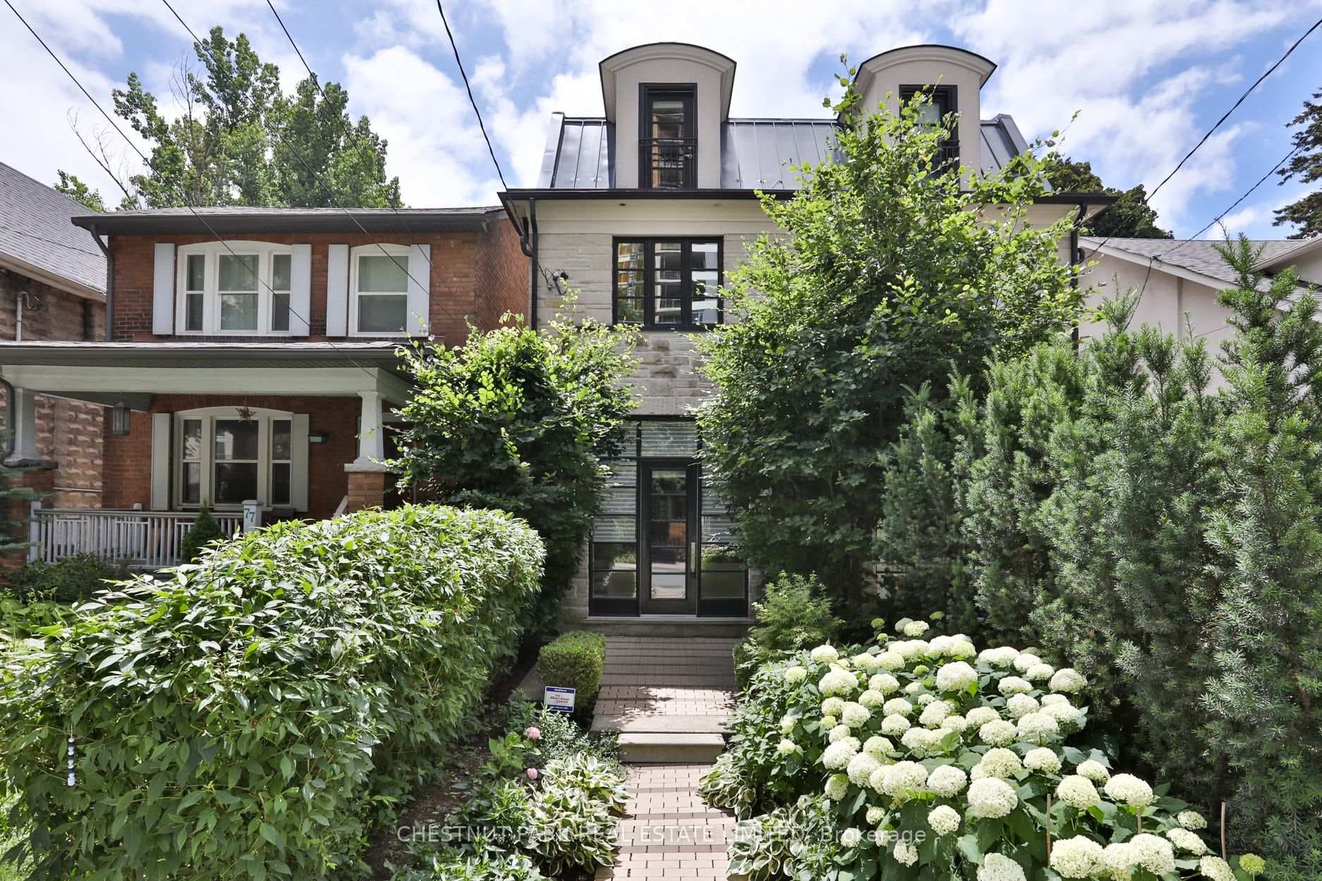 75 Soudan Avenue photo 1