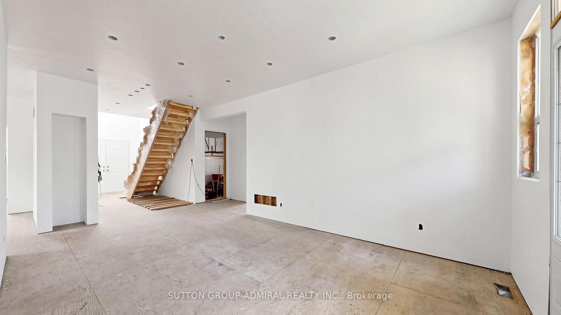 62 Rosemeade Avenue photo 30