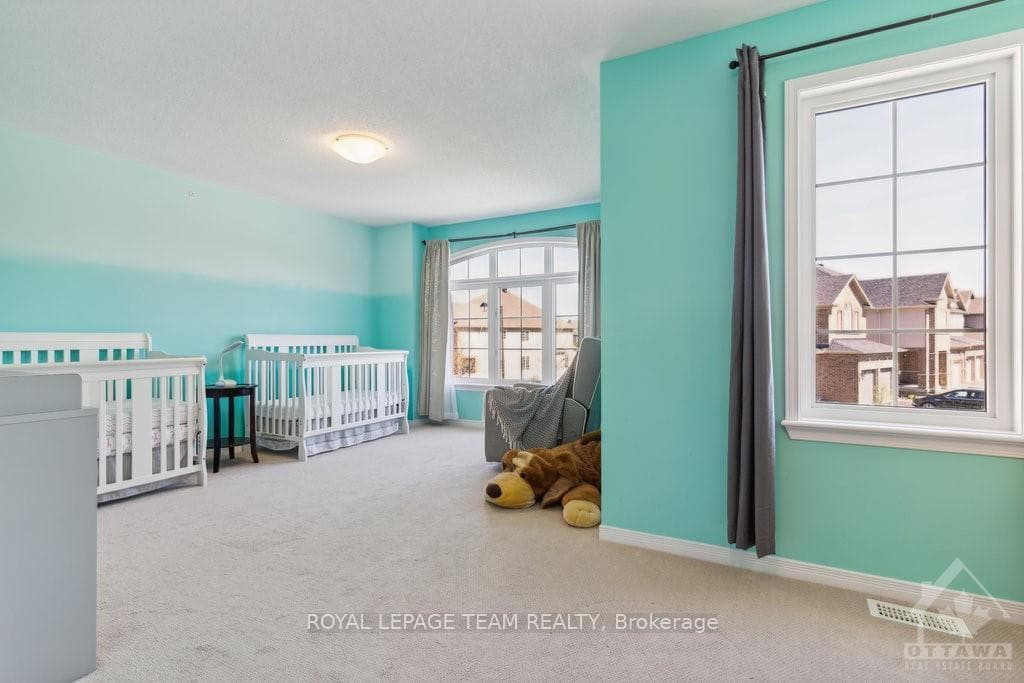 128 CULLODEN Crescent photo 22