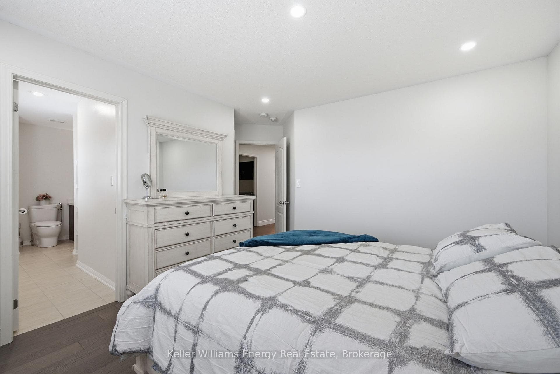 26 Sunderland Meadows Drive photo 28