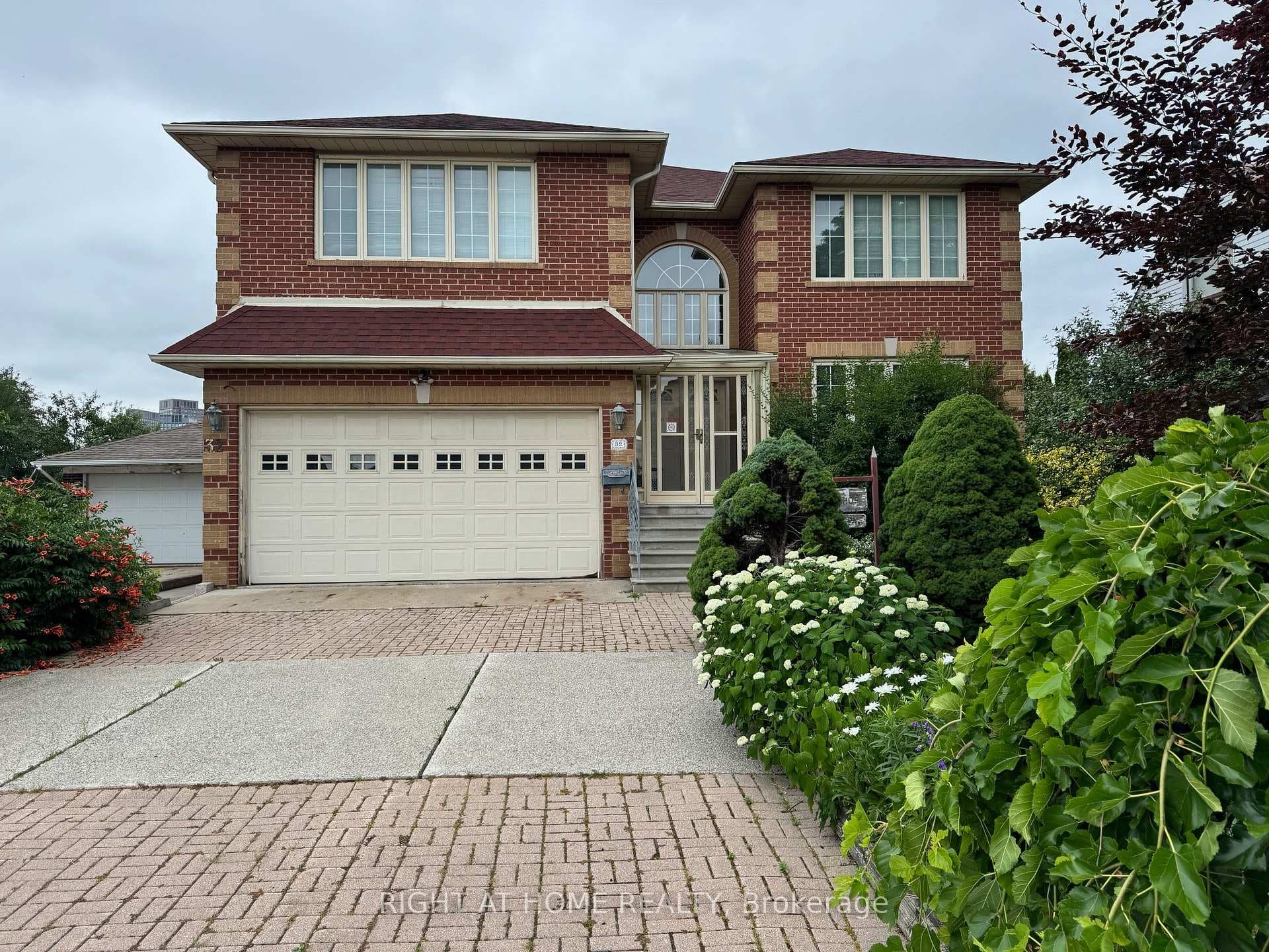 32 Creston Road photo 2
