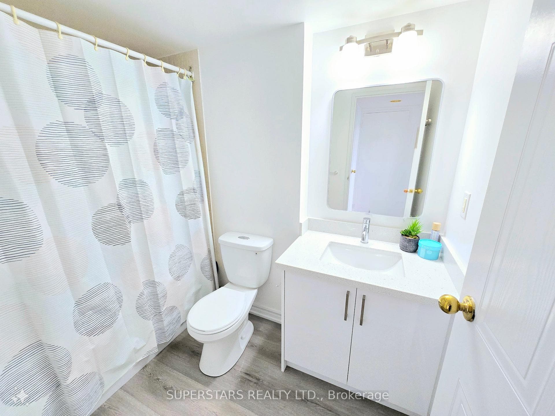 150 Alton Towers Circle Unit 605 photo 11