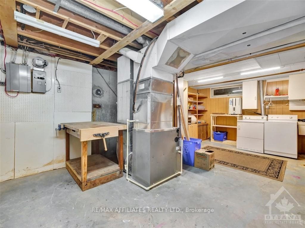 1619 VALMARIE Avenue photo 21