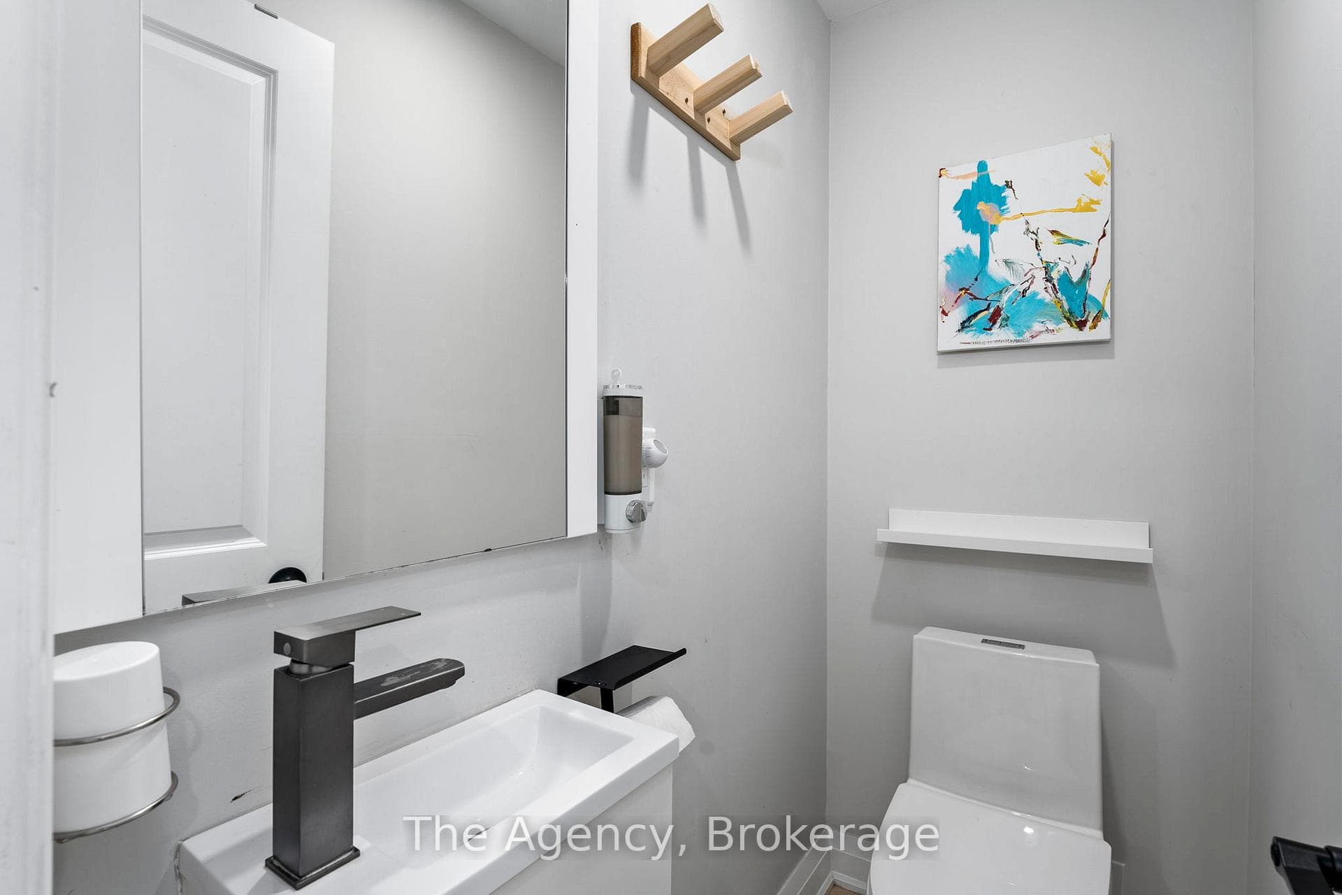 119 Campbell Beach Road photo 21