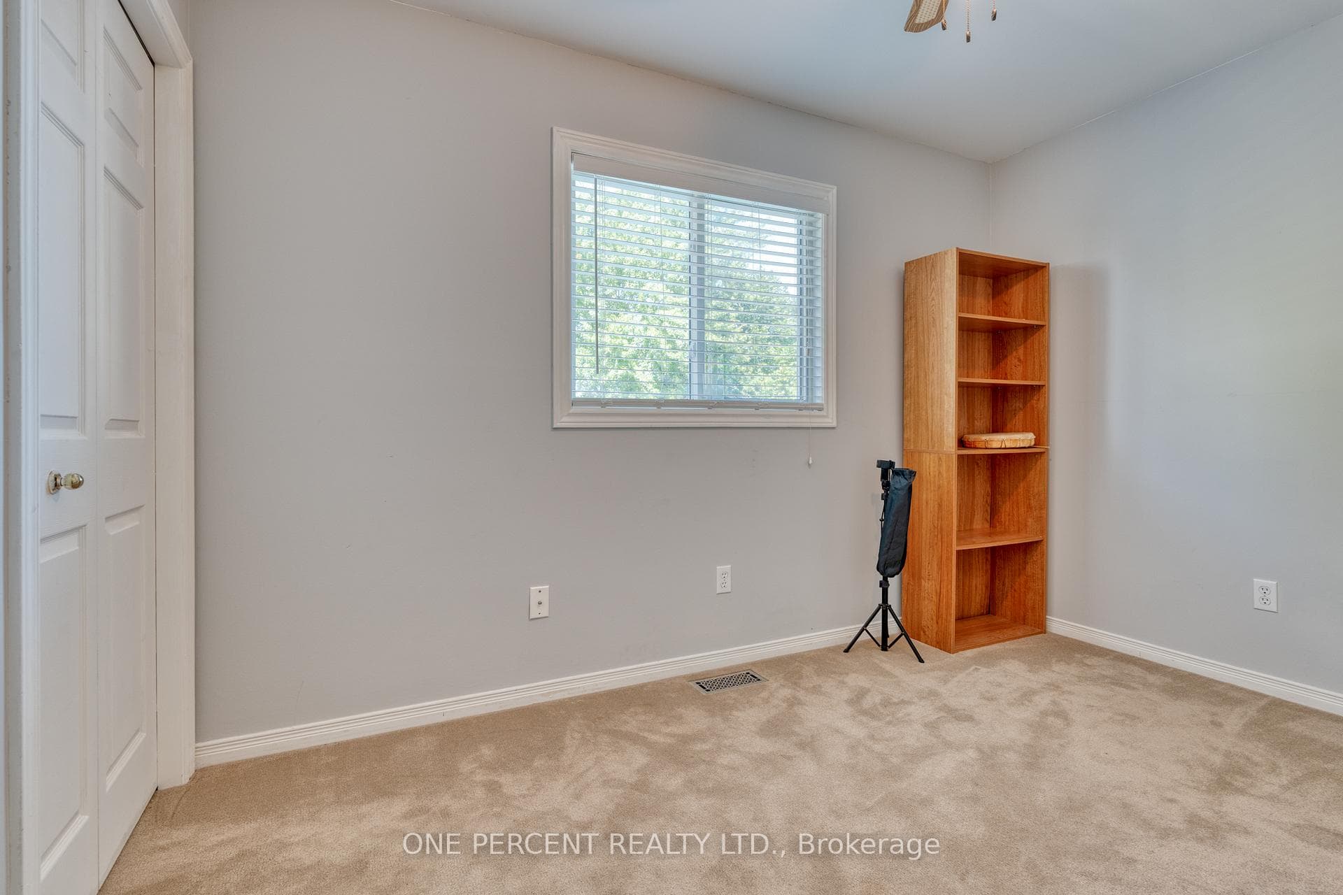 12 Fuller Drive photo 18