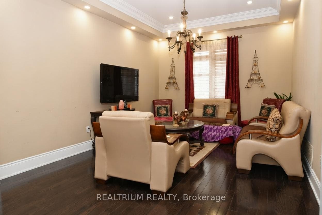 37 St. Magnus Drive photo 7