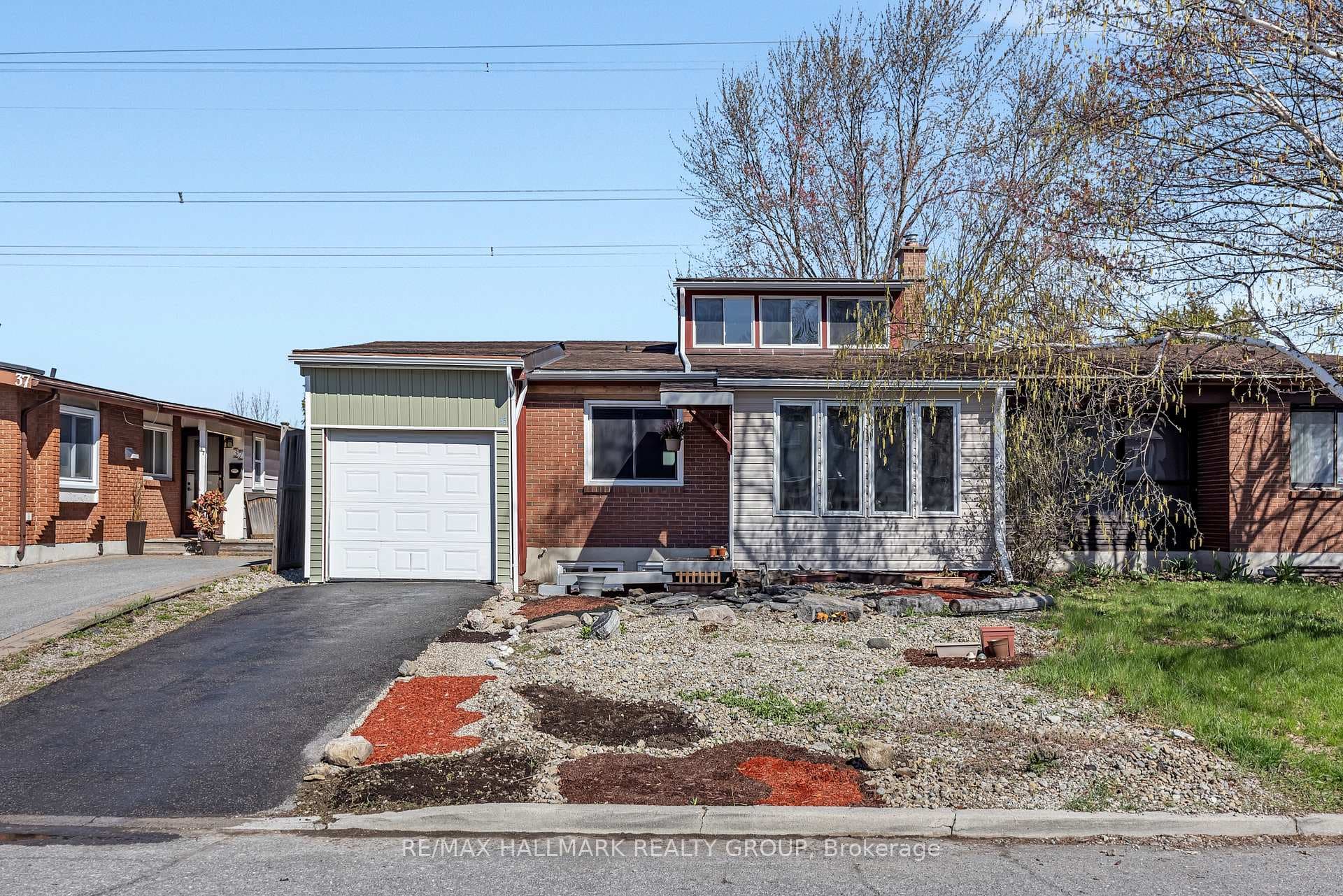 35 Benlea Drive photo 1