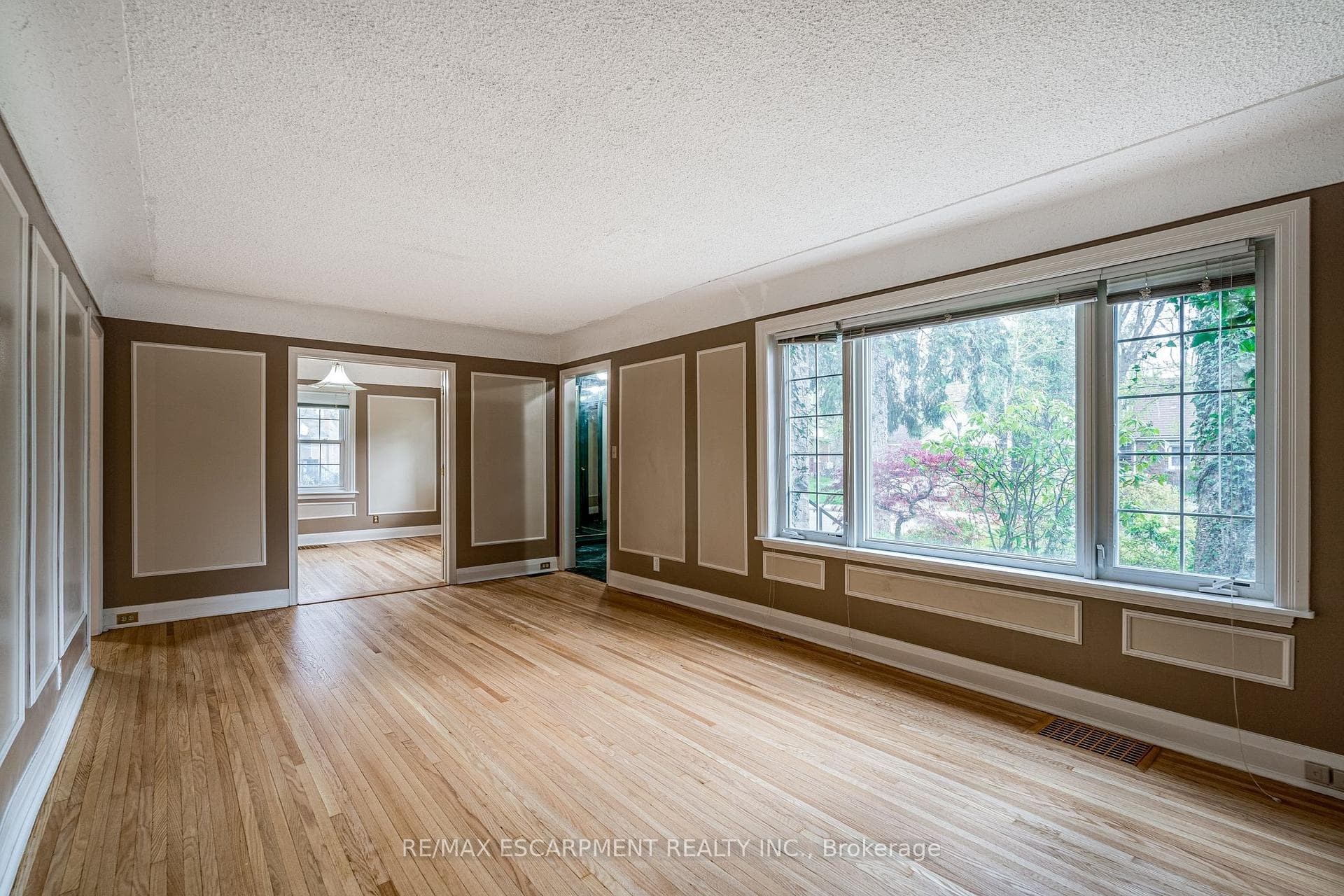 63 Binkley Crescent photo 5