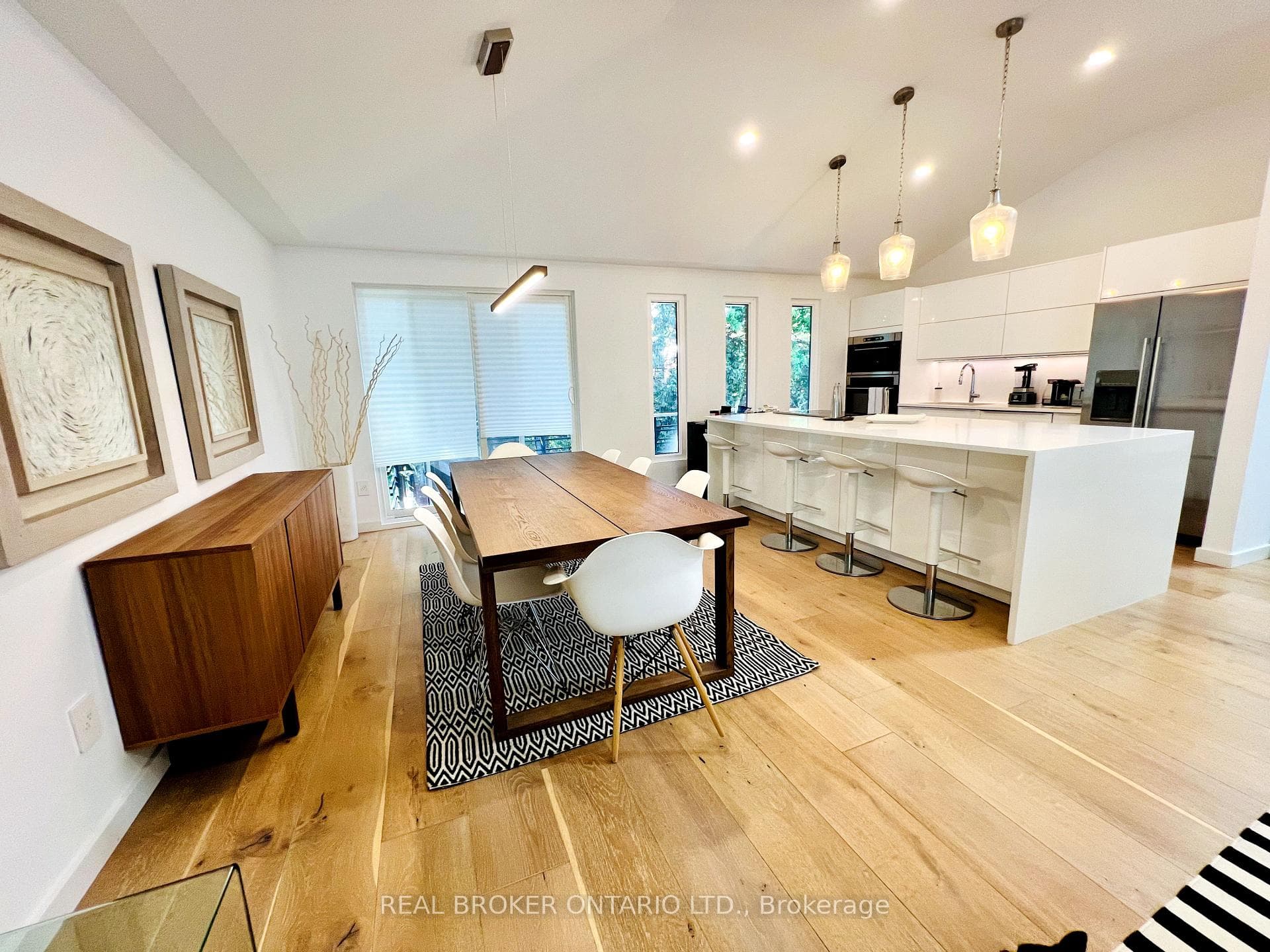 51 Castlemere Crescent photo 3