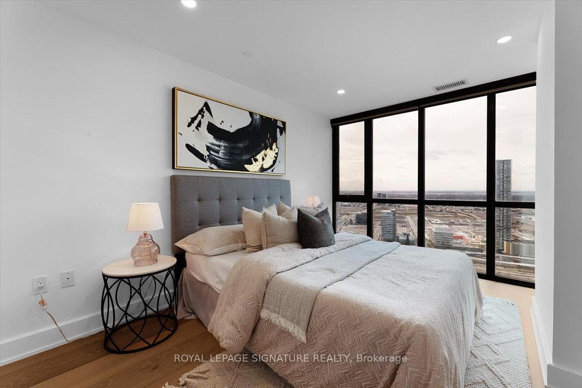 2916 Highway 7 Road Unit 3805 photo 18