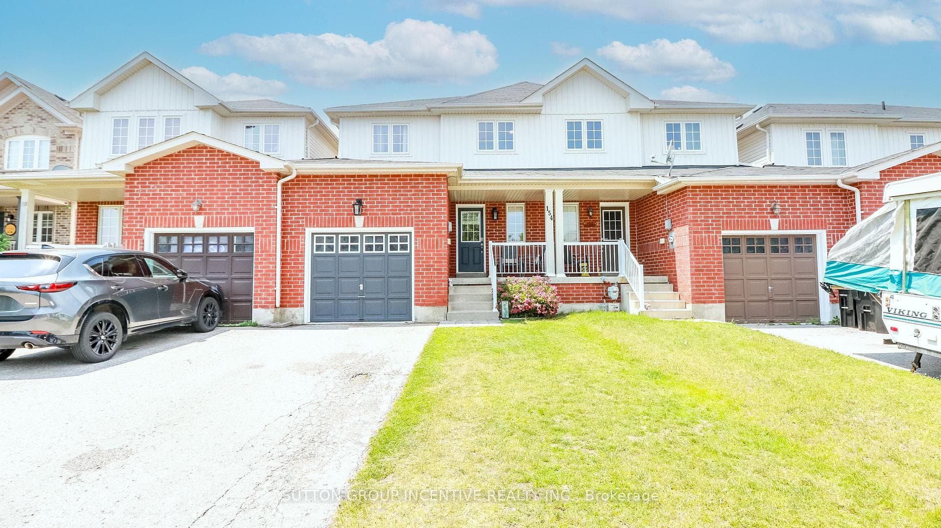 154 Stonemount Crescent photo 1