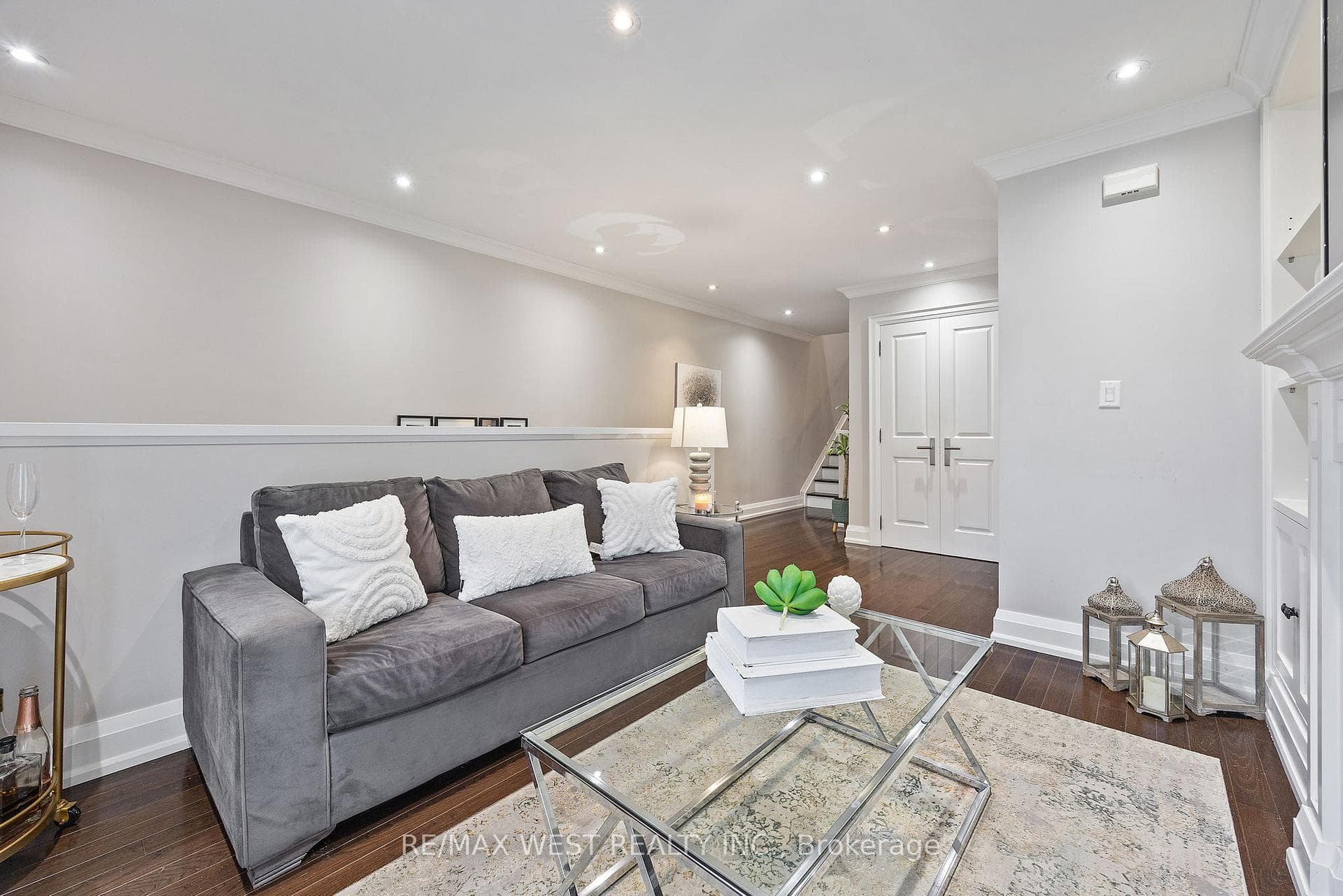 42 A Greendale Avenue photo 9